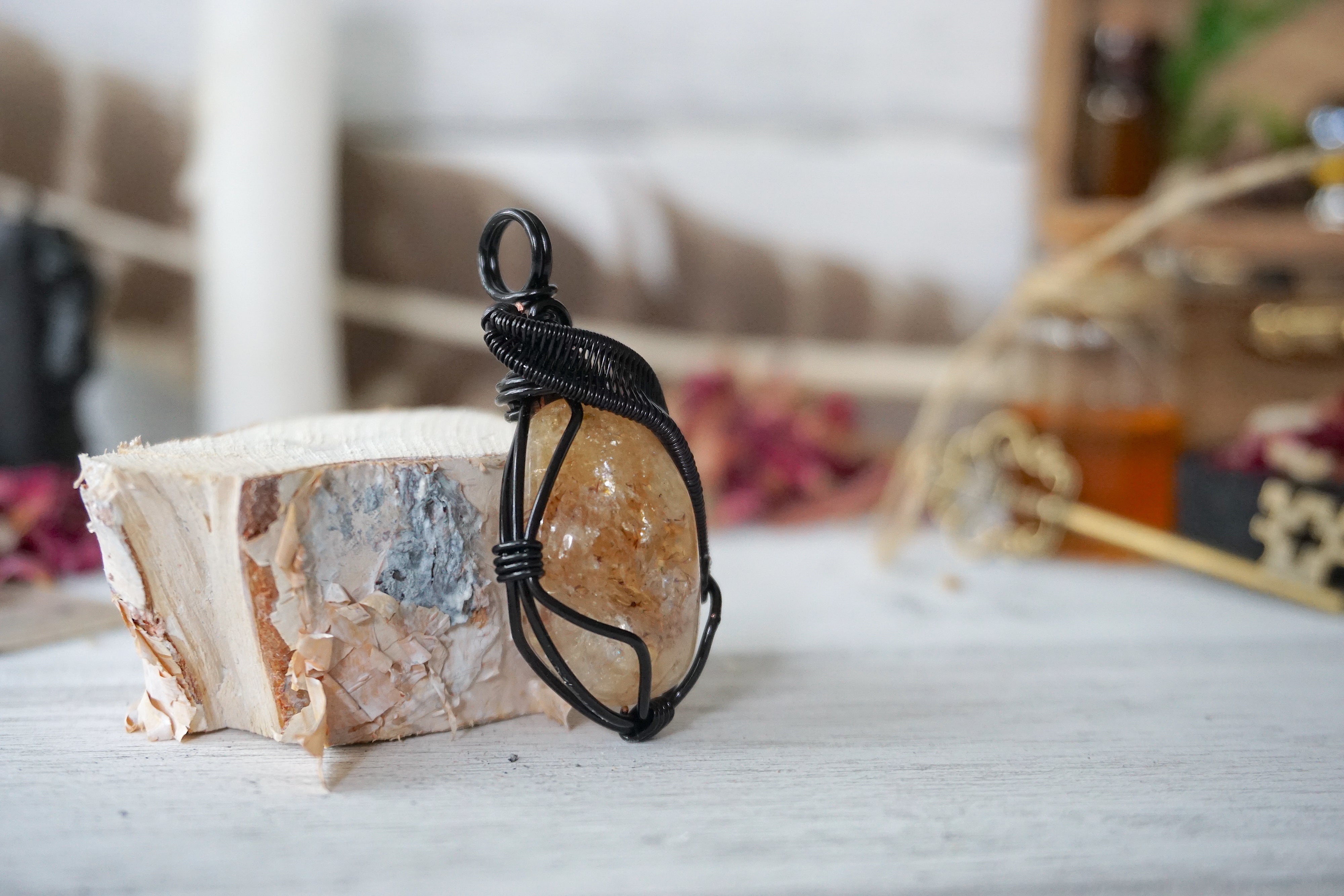 AURA FOUNDATION COLLECTION Citrine Crystal Necklace - Natural Gemstone Jewelry for Women, Healing Crystal Pendant for Meditation & Positive Energy