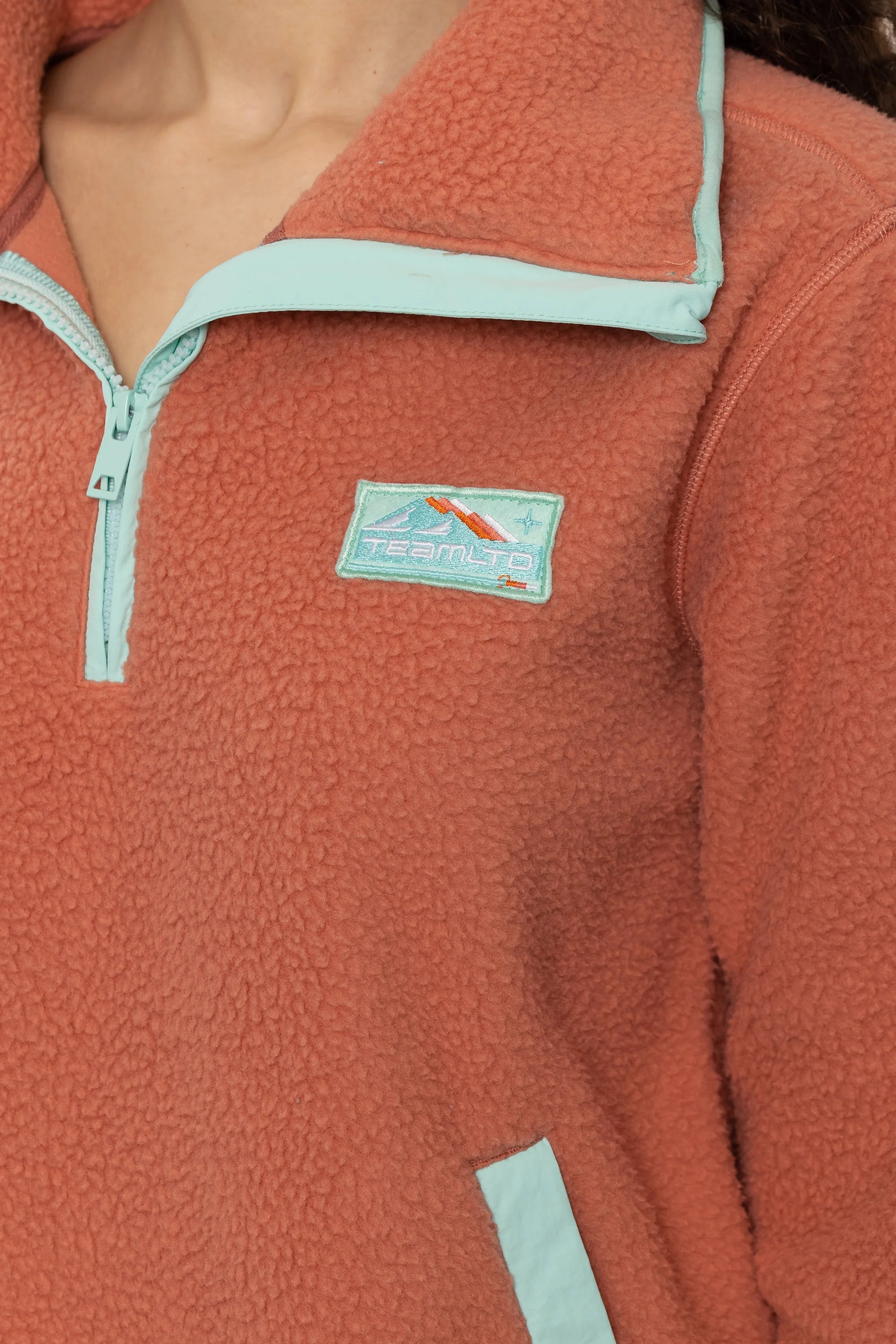 Women's Sherpa 1/4 Zip Fleece Pullover - Soft Lilac Winter Sweater for Hiking, Camping & Outdoor Activities