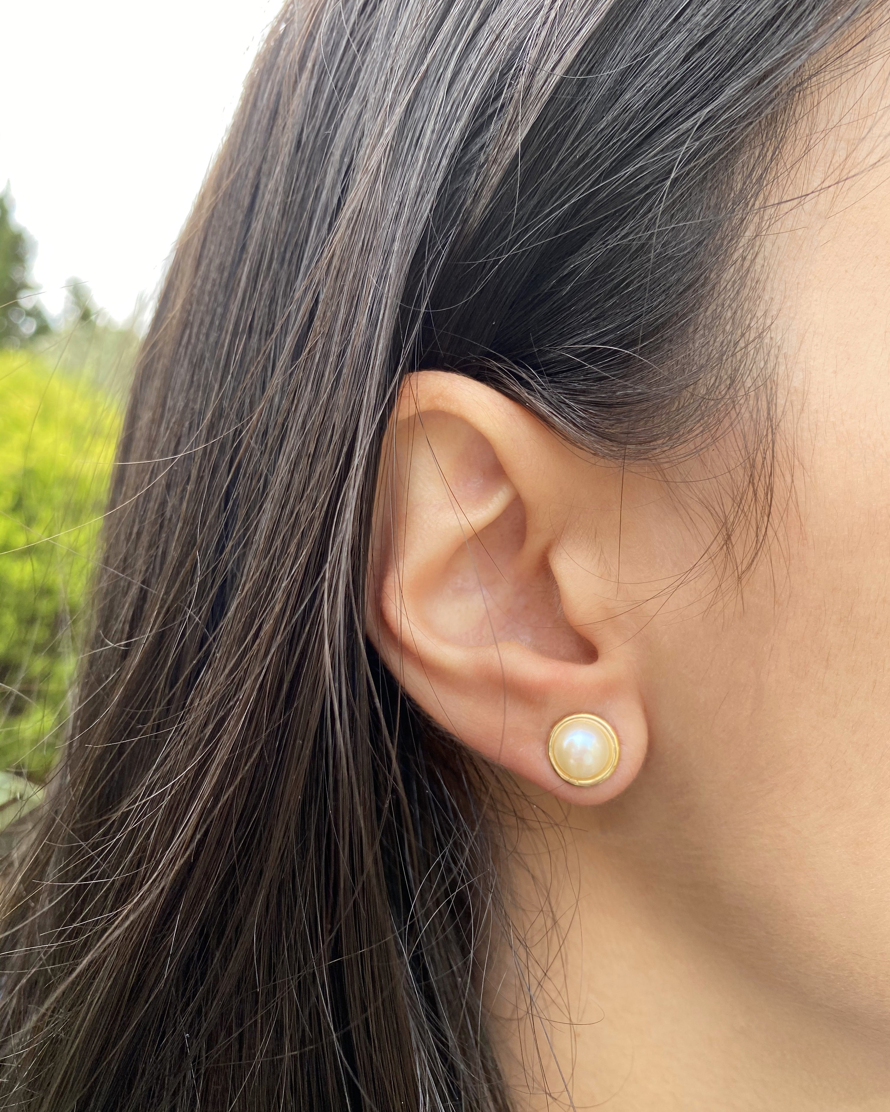 9ct Yellow Gold 7mm Freshwater Pearl Stud Earrings for Women - Classic Elegant Jewelry Gift for Wedding, Anniversary & Everyday Wear