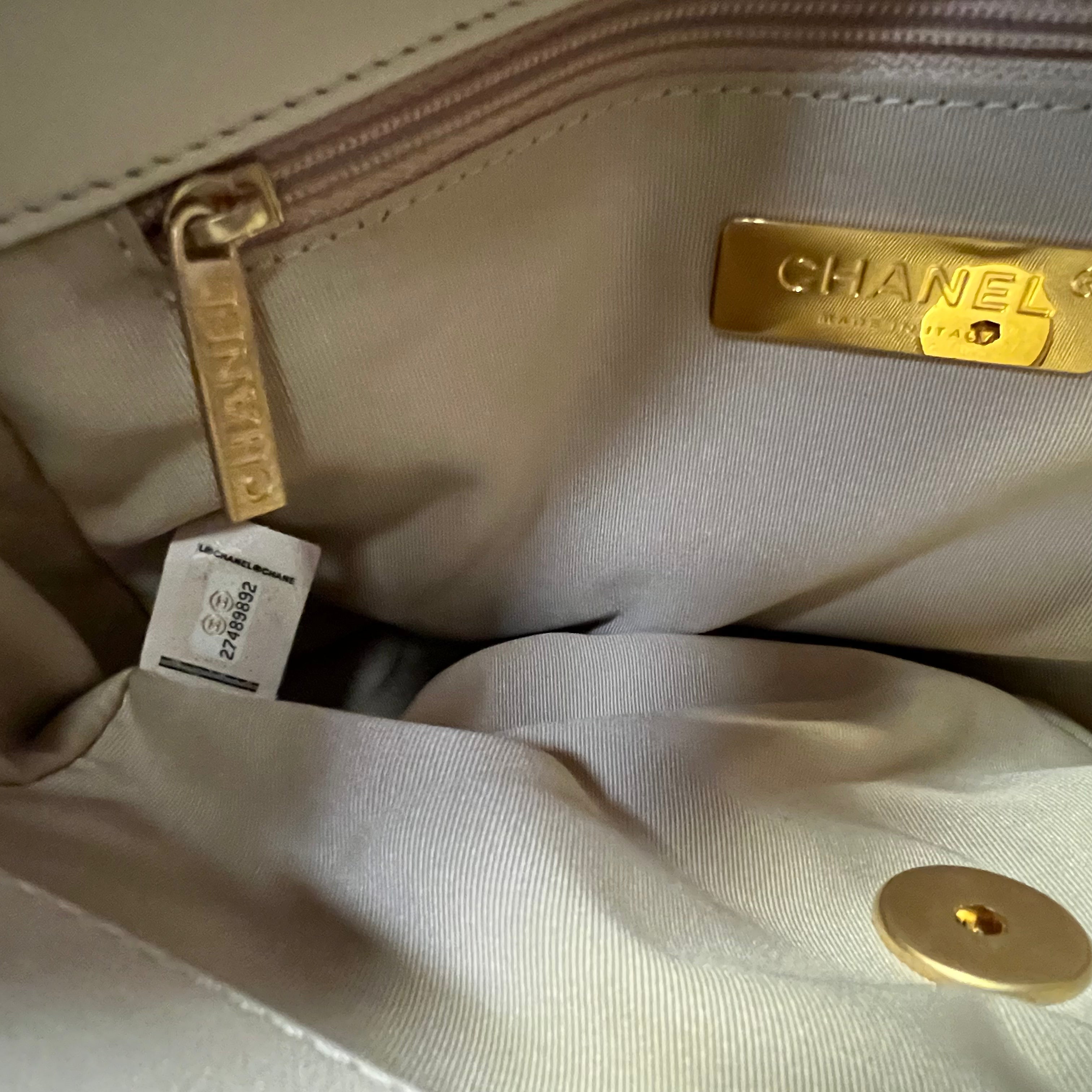 CHANEL Medium Quilted Chanel 19 Flap Bag in Ivory - Luxury Designer Handbag for Women, Perfect for Parties, Work & Everyday Use