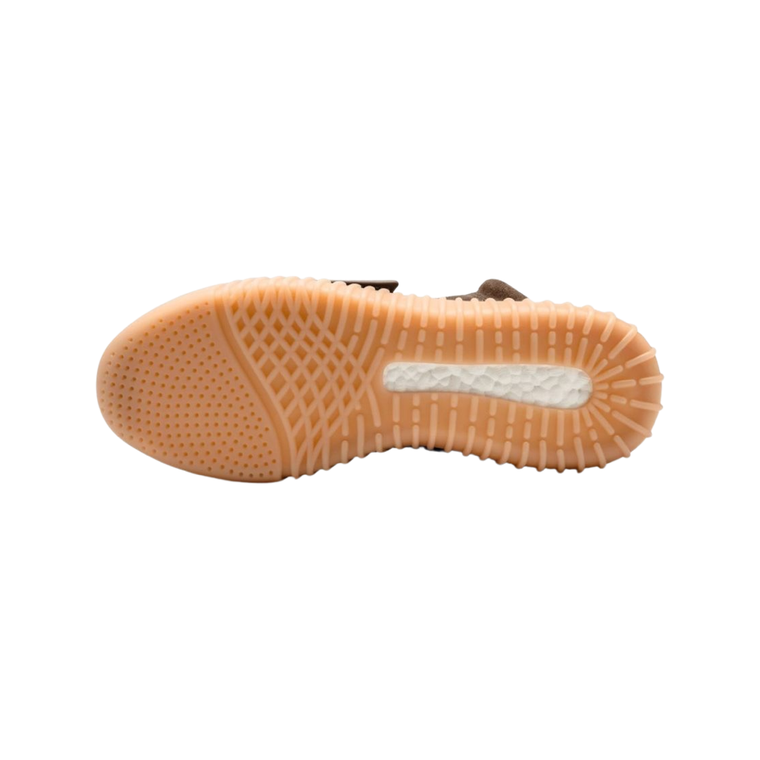 Adidas Yeezy Boost 750 Sneakers - Light Brown Gum Sole | Men's High-Top Casual Shoes for Streetwear & Urban Fashion