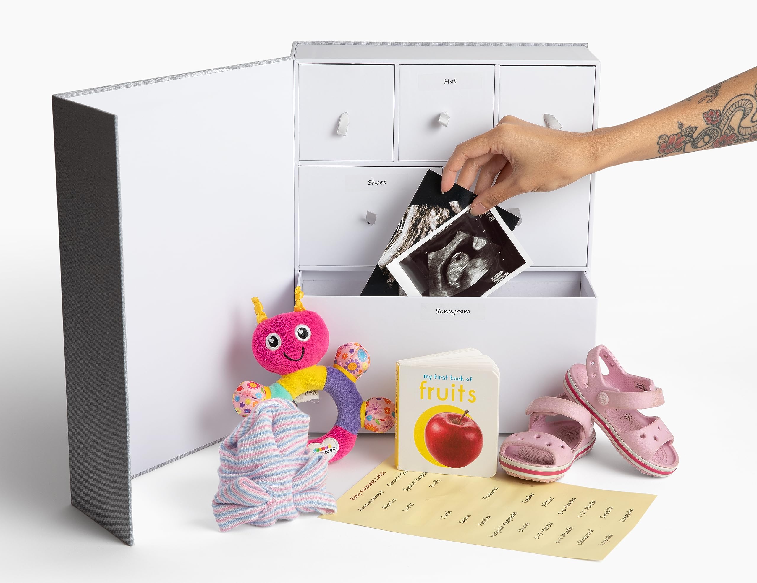 Designs by Jess Baby Keepsake Box - Newborn Memory Storage Box for Baby Boy & Girl - Perfect Gift for New Moms, Tooth Fairy Keepsake, First Year Mementos - Ideal for Nursery Organization, Christening Gifts & Cherished Childhood Memory Preservation