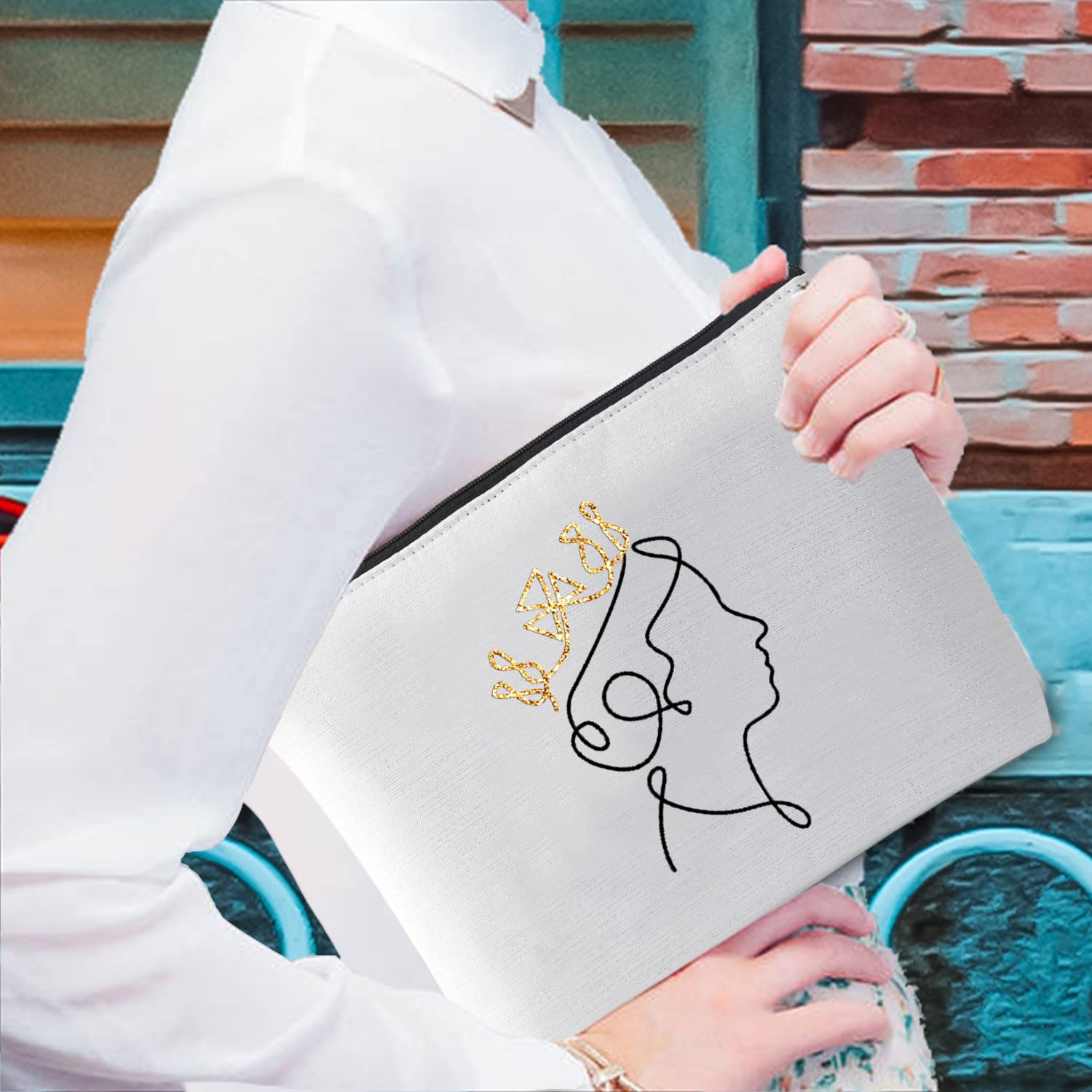 Queen Elizabeth II Makeup Bag - Elegant Crown Zipper Pouch for Women, Queen of England Tribute Gift, Perfect for Travel & Cosmetic Storage (Queen E Silhouette Design)