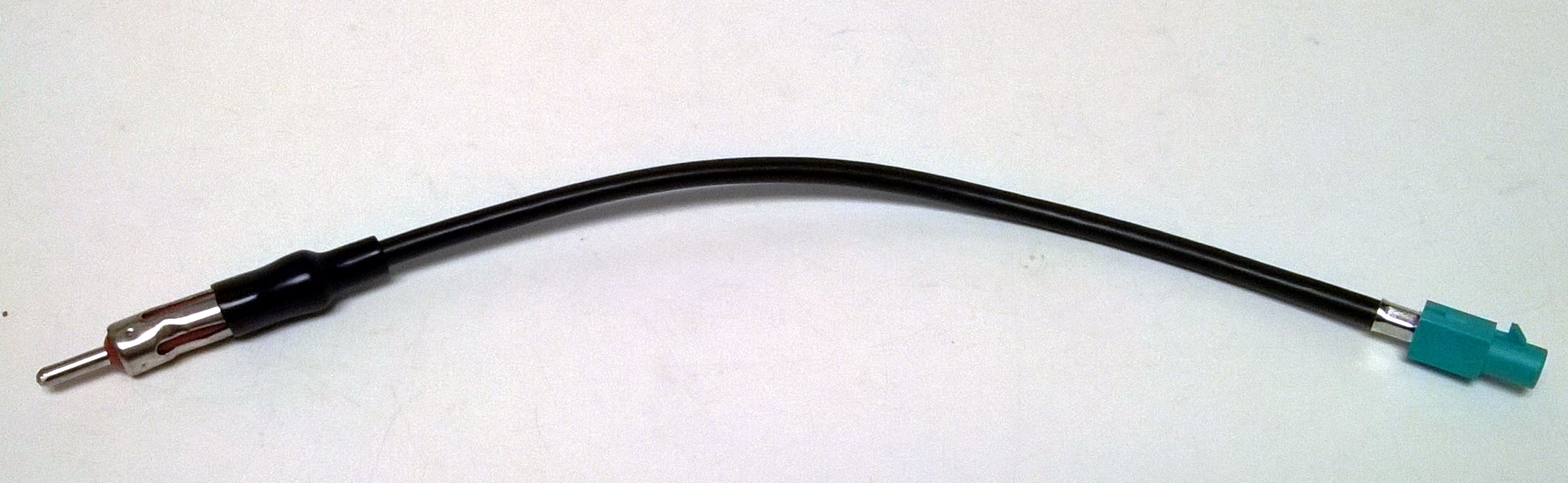 Stereo Antenna Harness Adapter for Chevrolet Camaro 2010-2015 | Car Radio Installation Kit | Perfect for Aftermarket Head Unit Upgrades & Sound System Improvements