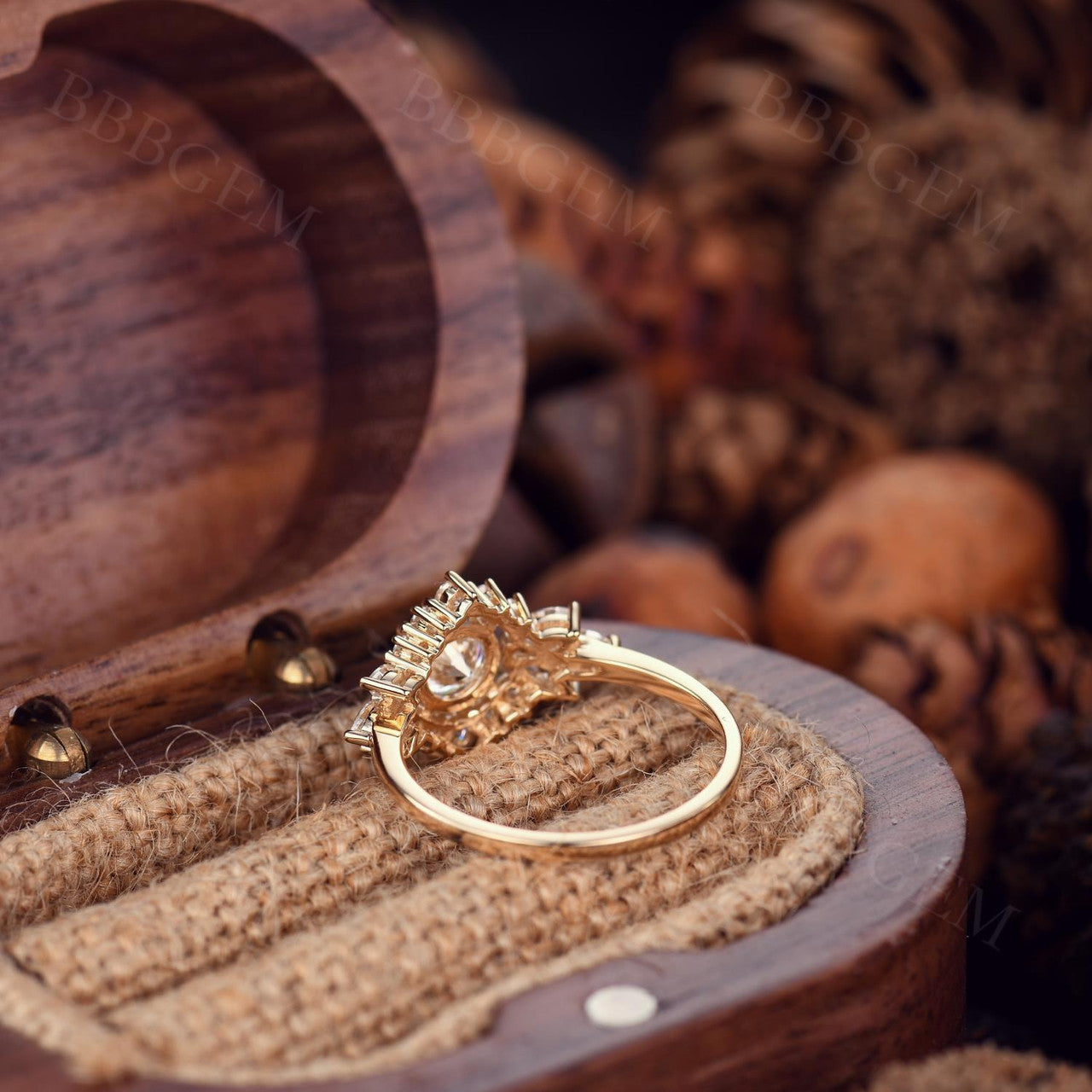 Vintage Round Cut Moissanite Engagement Ring 1.0CT Solid Rose Gold - Perfect for Proposals, Weddings & Anniversary Gifts