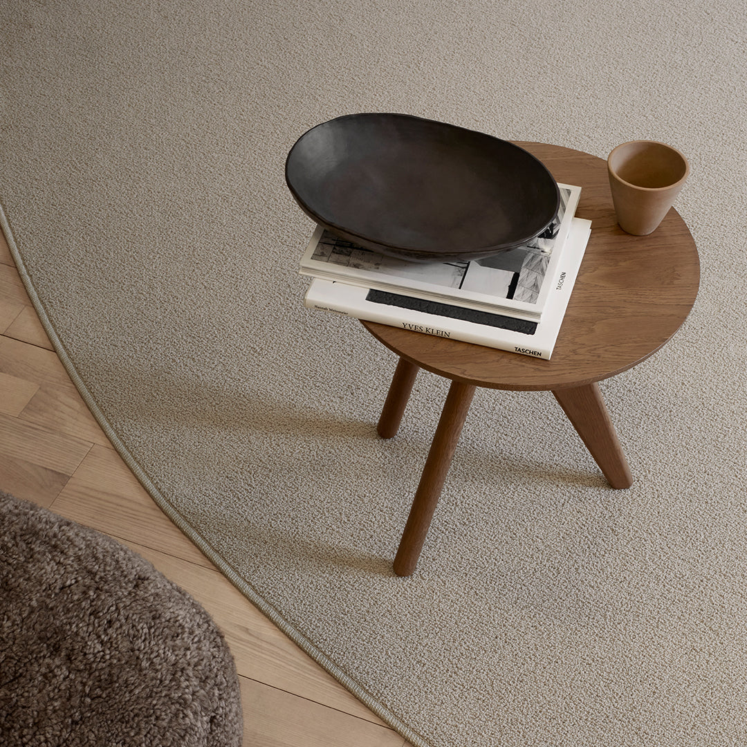 Modern Scandinavian Side Table - Hansen Hyldahl Fin by Norr11 - Minimalist Wooden End Table for Living Room, Bedroom & Office