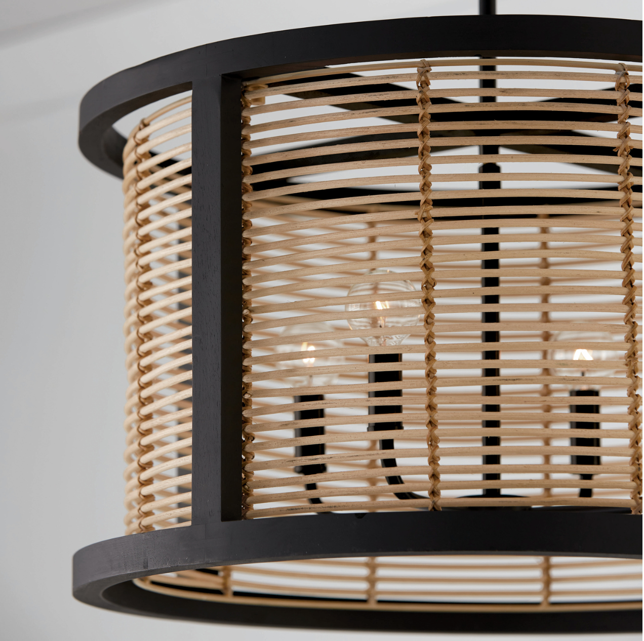 Niko 4-Light Modern Pendant Lighting Fixture - Sleek Chrome Finish for Dining Room, Kitchen Island or Entryway