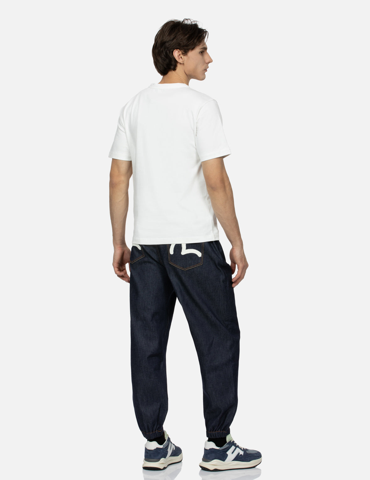 Kamon Stitching Patterned Pocket Regular Fit T-Shirt for Men - Casual Comfort Wear for Everyday Outfits and Street Style