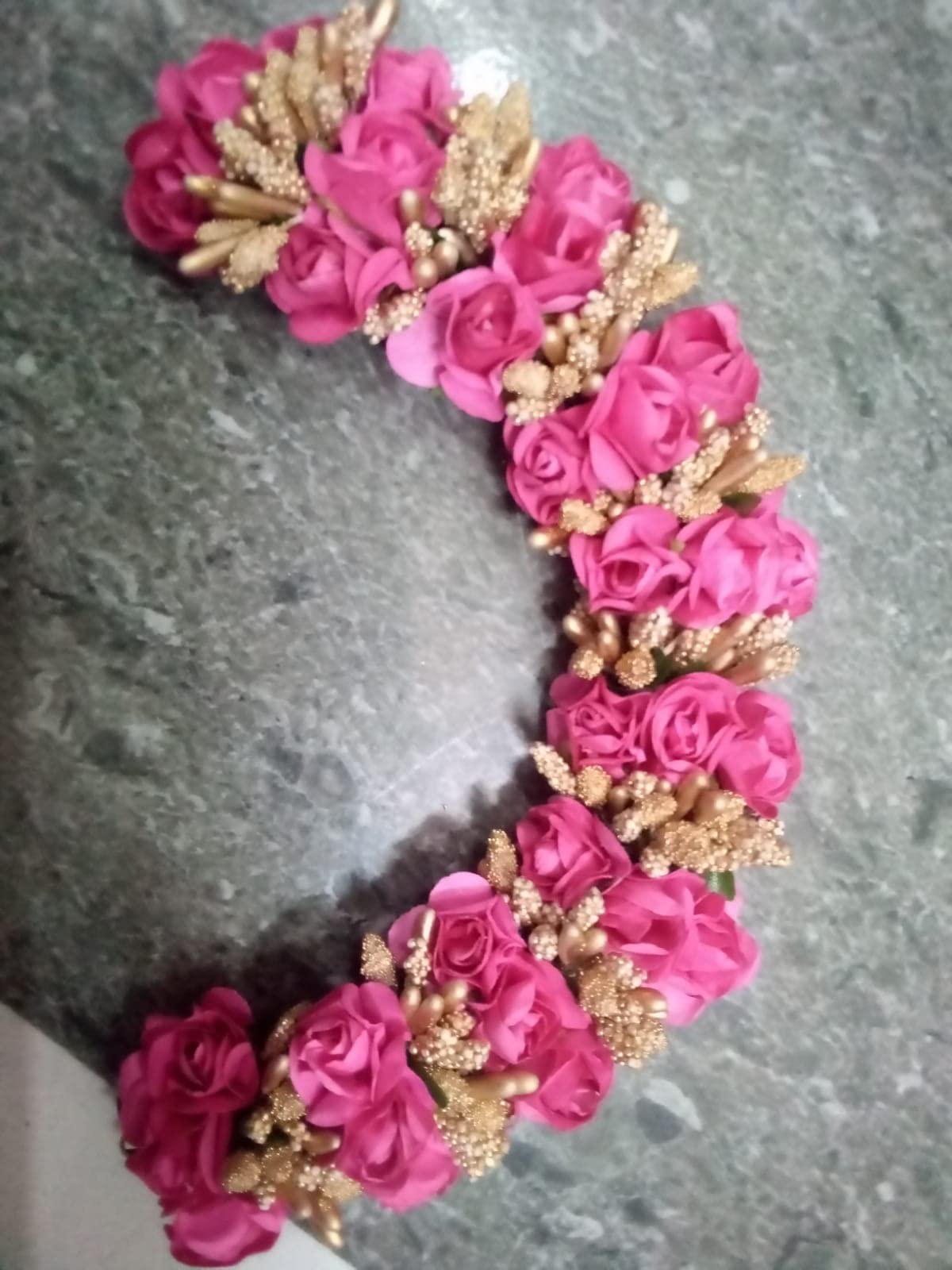 Vanshika Hair Gajra for Bun - Traditional Indian Dance Hair Accessories for Bharatnatyam & Kuchipudi - Women & Girls Hair Jewelry (Pack of 1, Pink) - Perfect for Weddings, Performances & Cultural Events