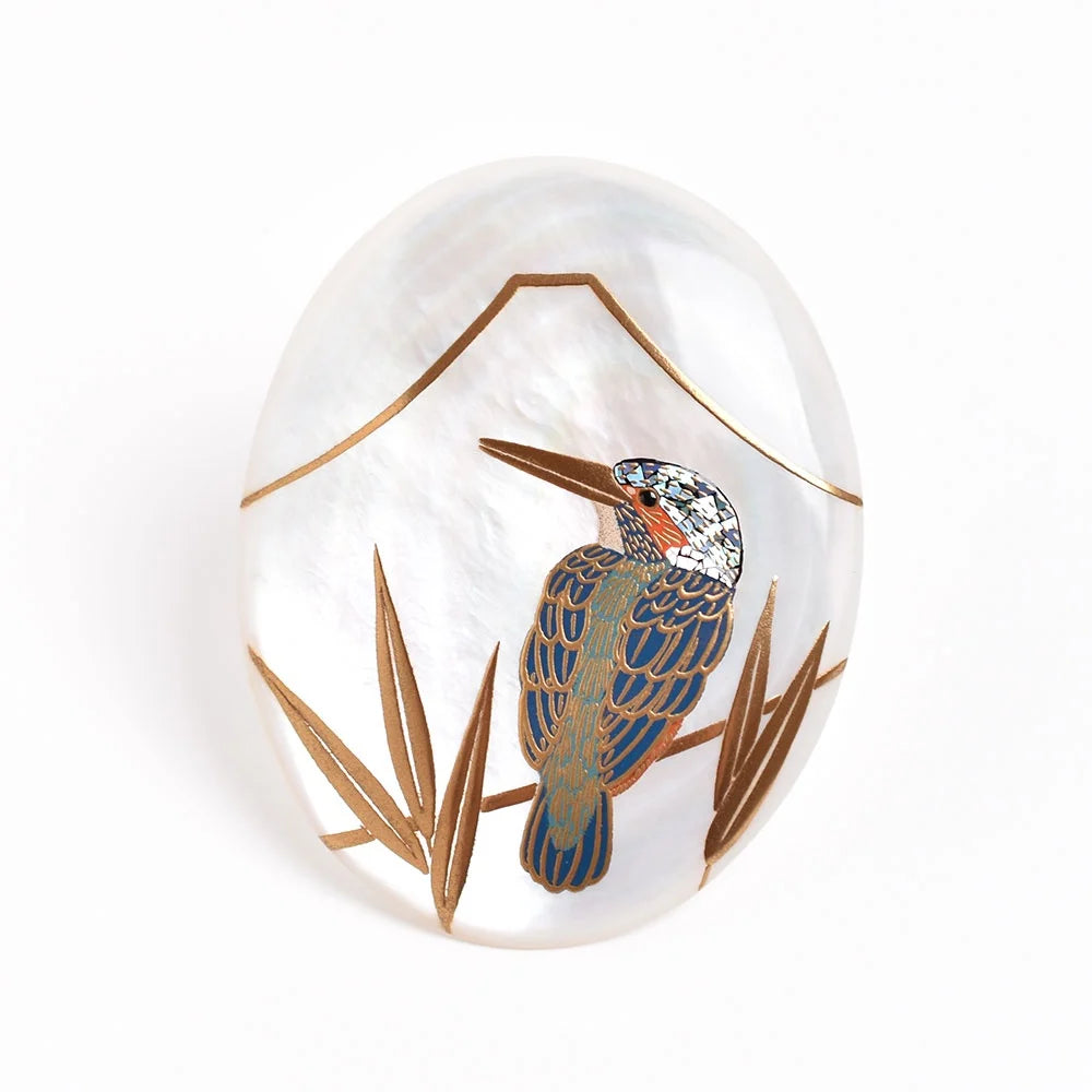 Exquisite Japanese Maki-e Urushi Lacquer Brooch with White South Sea Pearl Shell - Mt. Fuji & Kingfisher Design - Traditional Handcrafted Jewelry for Women - Perfect for Weddings, Tea Ceremonies & Special Occasions
