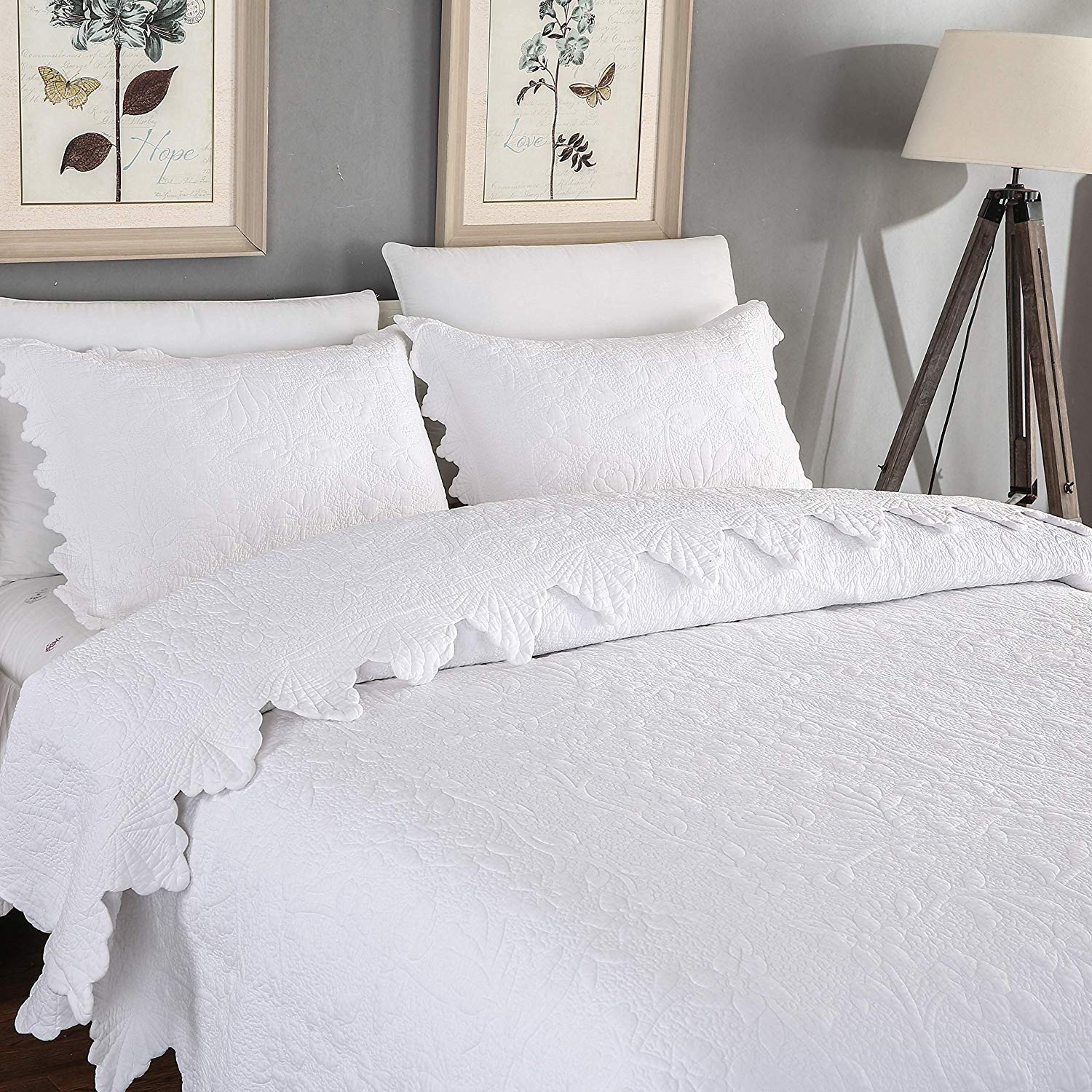 Brandream White Cotton Quilted Bedding Set - Queen & King Size Farmhouse Style Scalloped Coverlet Set | Soft Breathable Bedspread for Cozy Home Decor, Guest Room & Master Bedroom