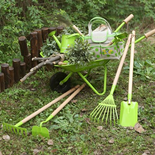 EverEarth Wooden Toy Rake for Kids - Eco-Friendly Gardening Tool for Outdoor Play & Learning - Perfect for Sandbox, Beach, and Backyard Fun