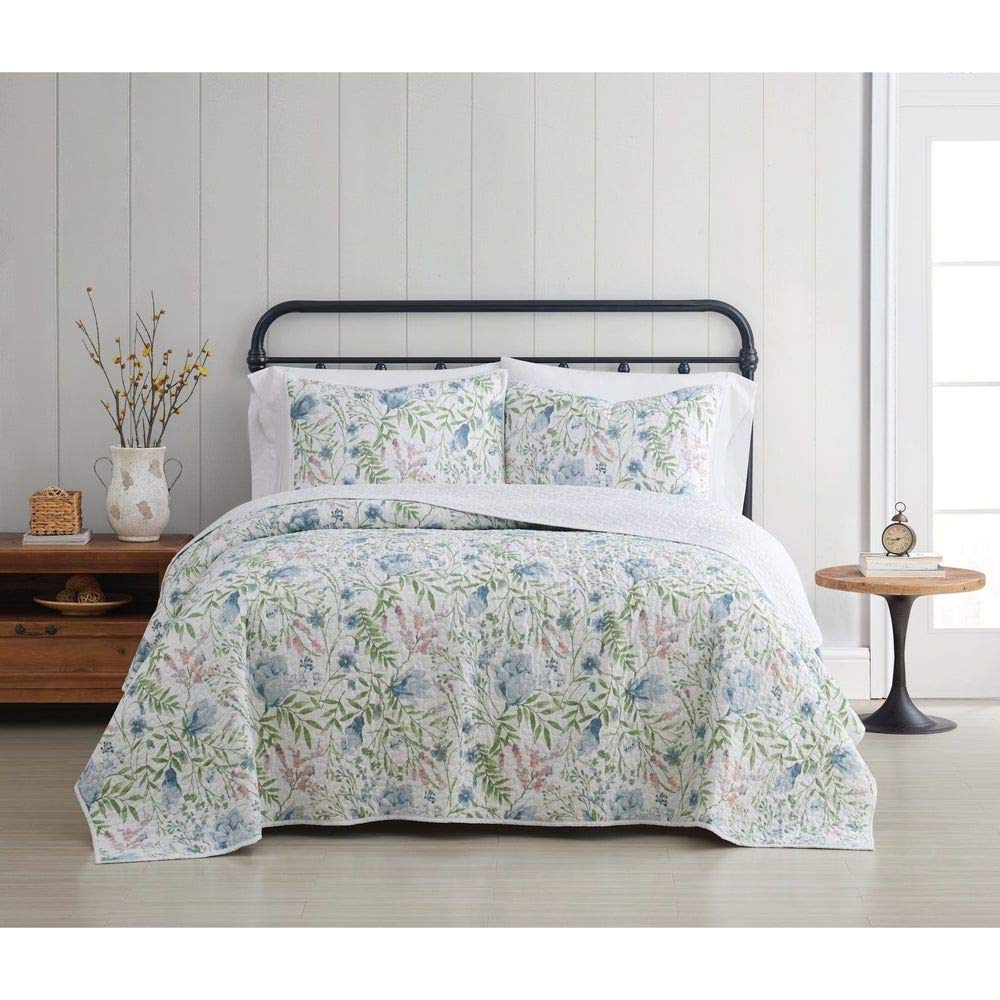 3 Piece Cottage Floral Quilt King Size - All Season Botanical Farmhouse Bedding Set with Tulips & Leaves Design, Traditional Stripe Flange & Classic Stitched Green Quilt | Perfect for Master Bedroom, Guest Room & Cozy Farmhouse Decor