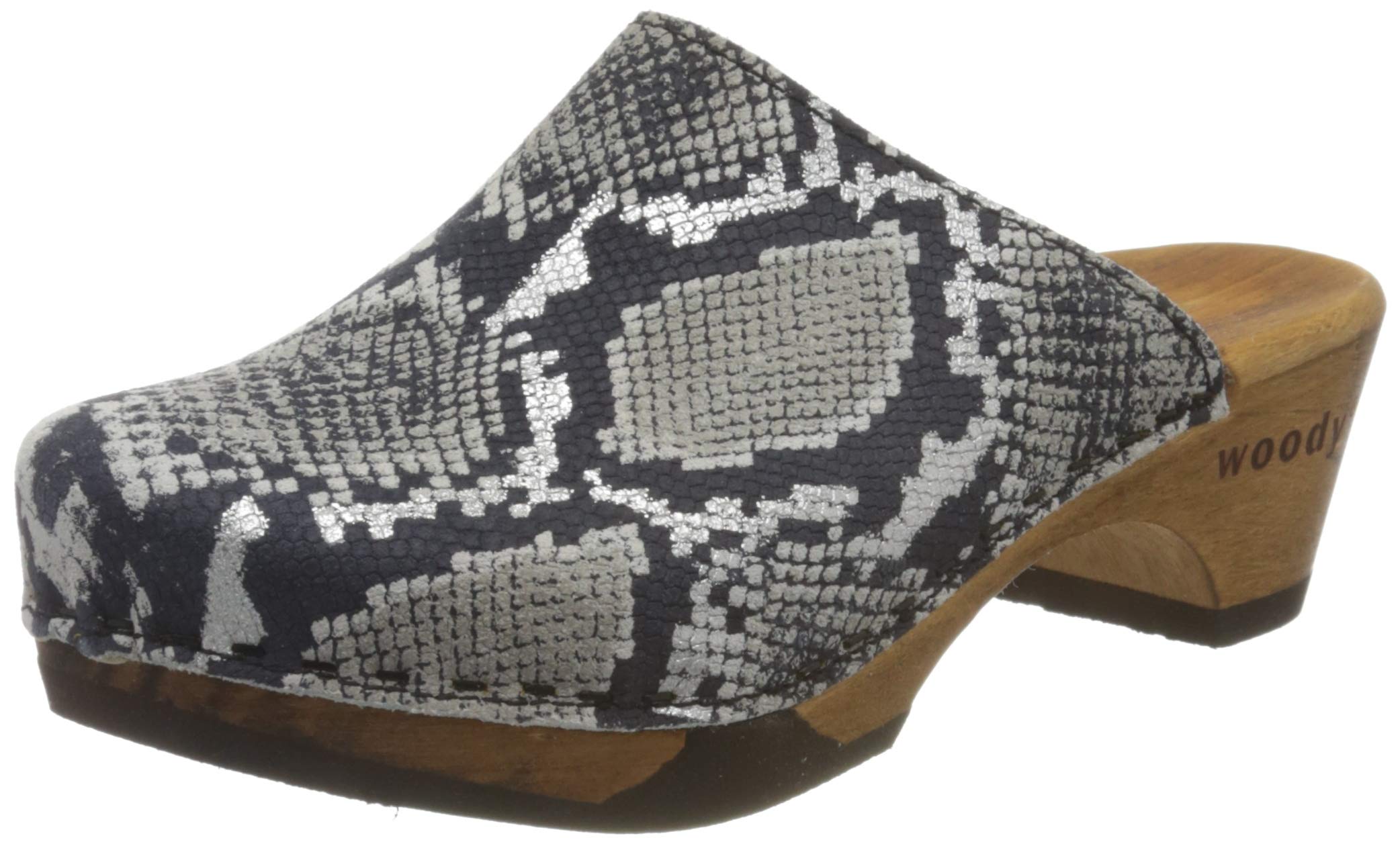 Comfortable Women's Wooden Clogs - Slip-Resistant Garden & House Shoes for Indoor/Outdoor Use