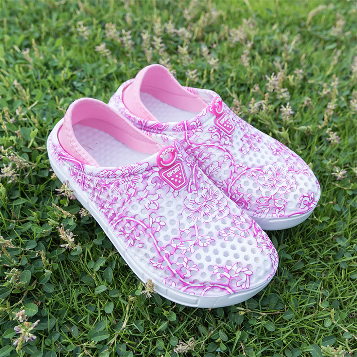 **Women's Garden Clogs - Breathable Water Shoes for Beach, Bathing, Walking & Travel - Comfortable Slip-On Slippers for Home & Outdoor Use**    *(Use Cases: Perfect for beach outings, poolside relaxation, gardening, travel, and cozy home wear.)*