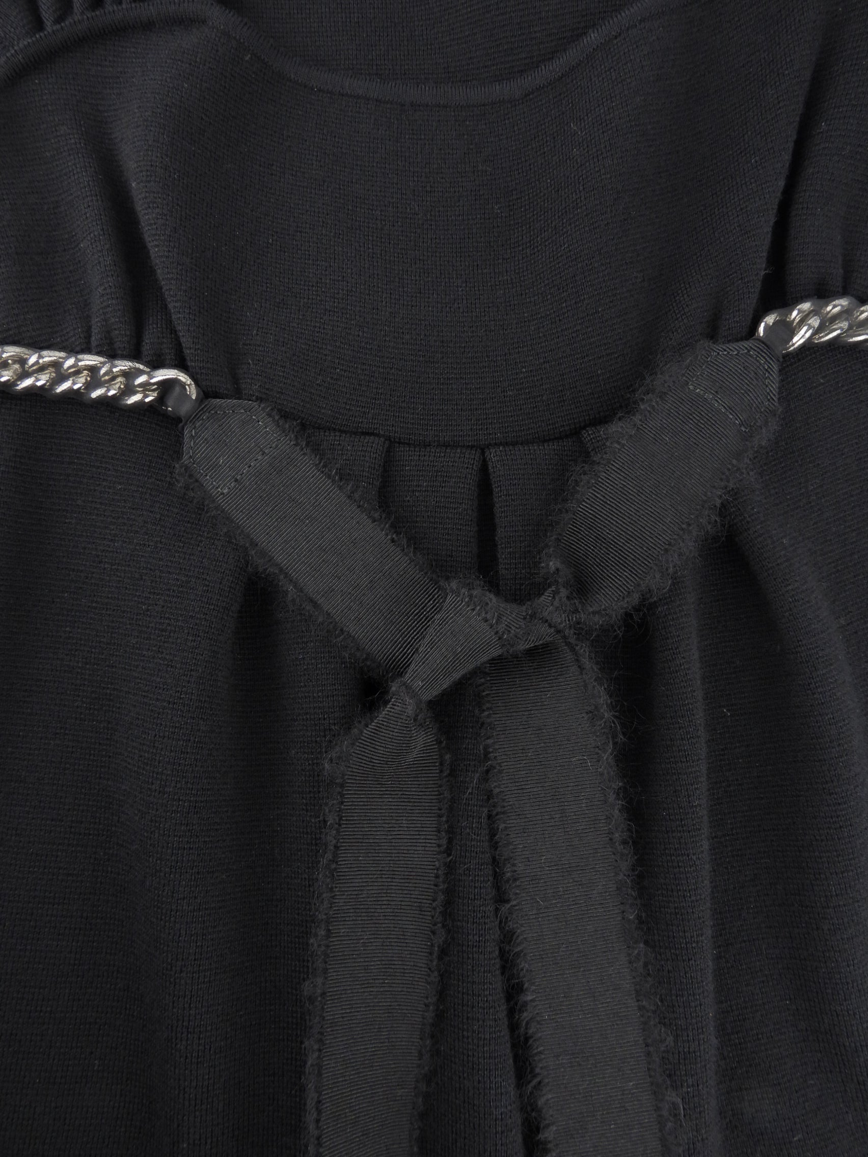 Giambattista Valli Black Knit Wool Chain Belt Peplum Tank Top Women's Size 44/M | Elegant Layering Piece for Evening Outfits & Special Occasions