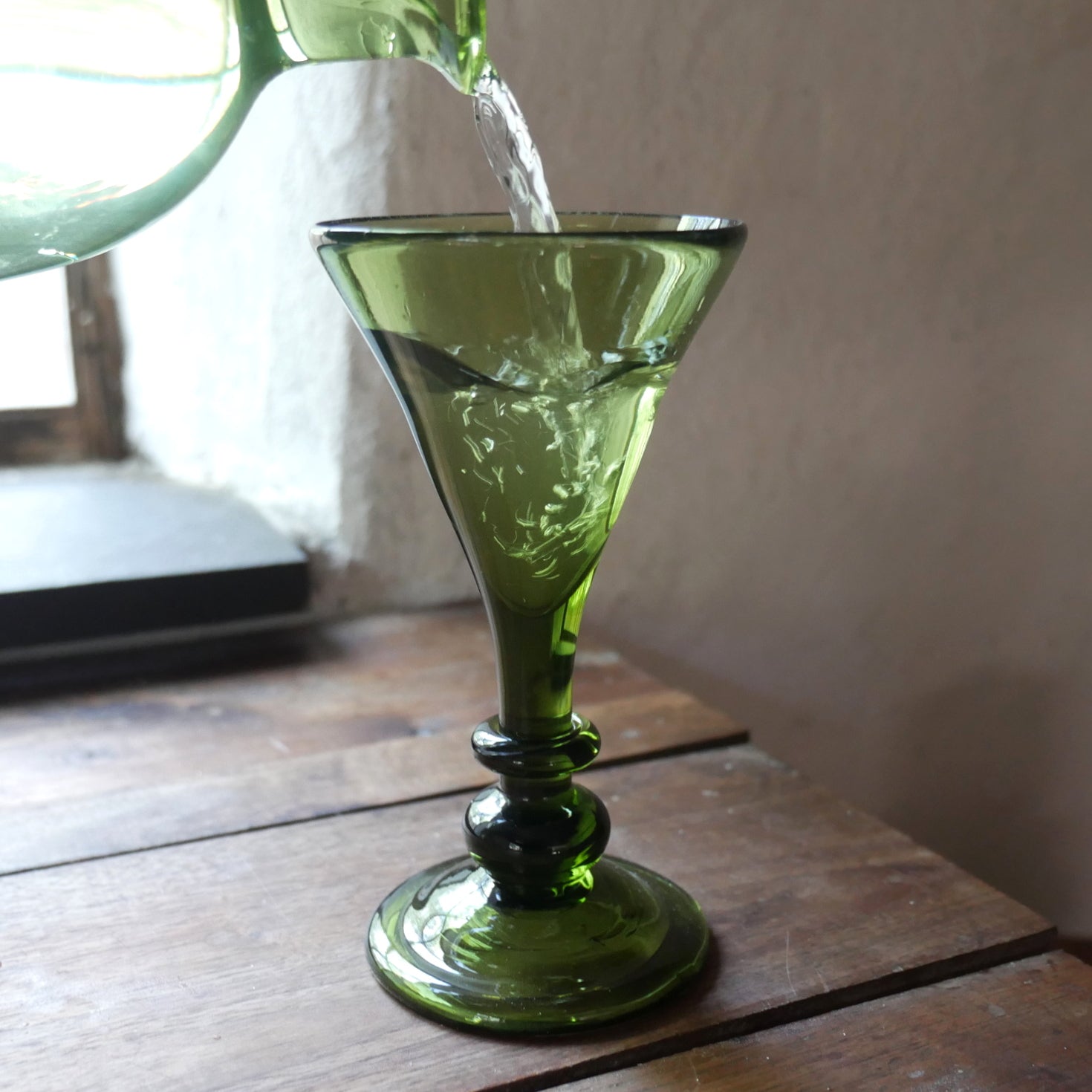 Elegant Plain Glass Goblet - Set of 4 for Wine, Champagne & Cocktails - Perfect for Dinner Parties, Weddings & Home Decor