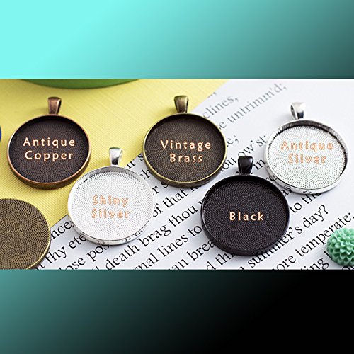 Green Lantern Corps Pendant Necklace - DC Comics Superhero Jewelry for Men & Women - Cosplay & Comic Con Accessories - Birthday Gift for Superhero Fans & Collectors - Perfect for Halloween, Cosplay Events & Superhero Themed Parties - Great for Daily Wear, Gift Giving & Comic Book Enthusiasts