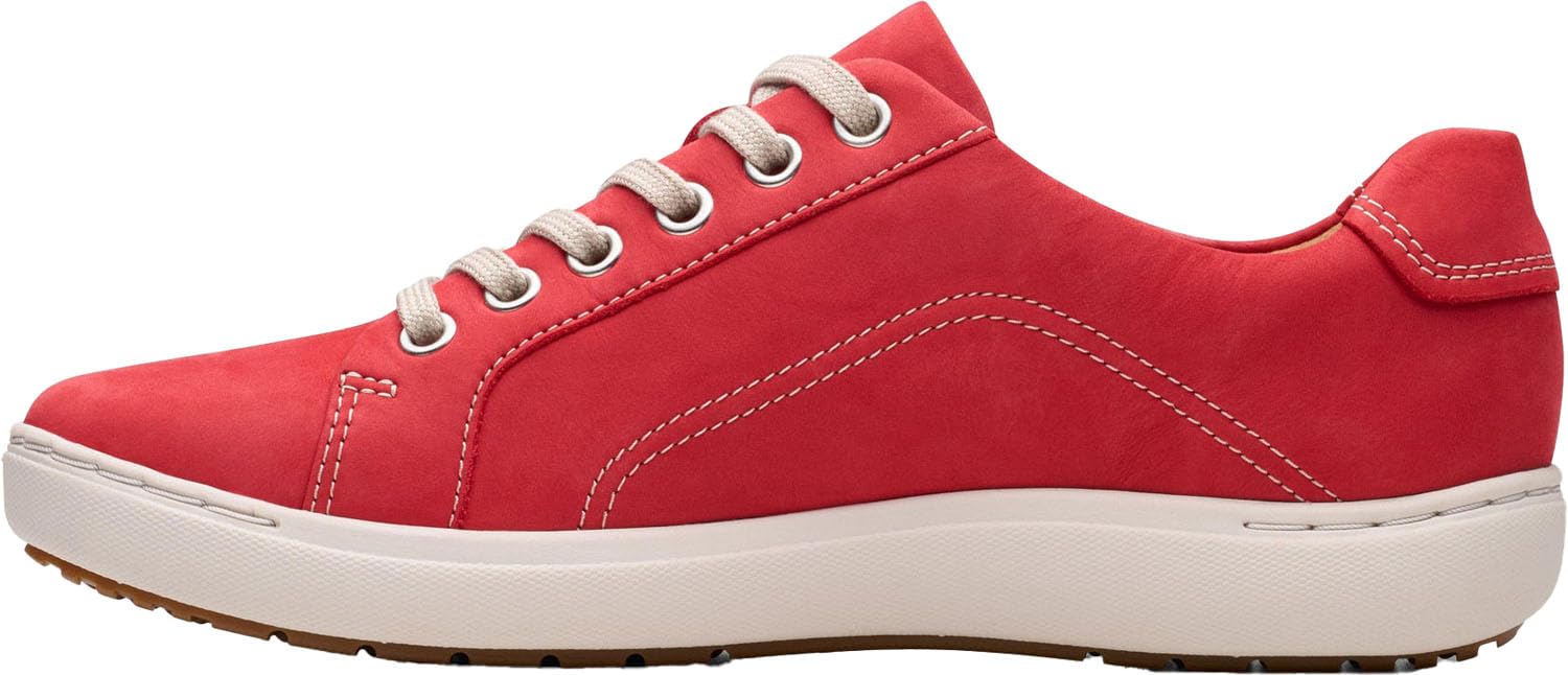 Clarks Women's Nalle Lace-Up Comfort Shoes - Stylish Casual Walking Shoes for Work, Travel & Everyday Wear