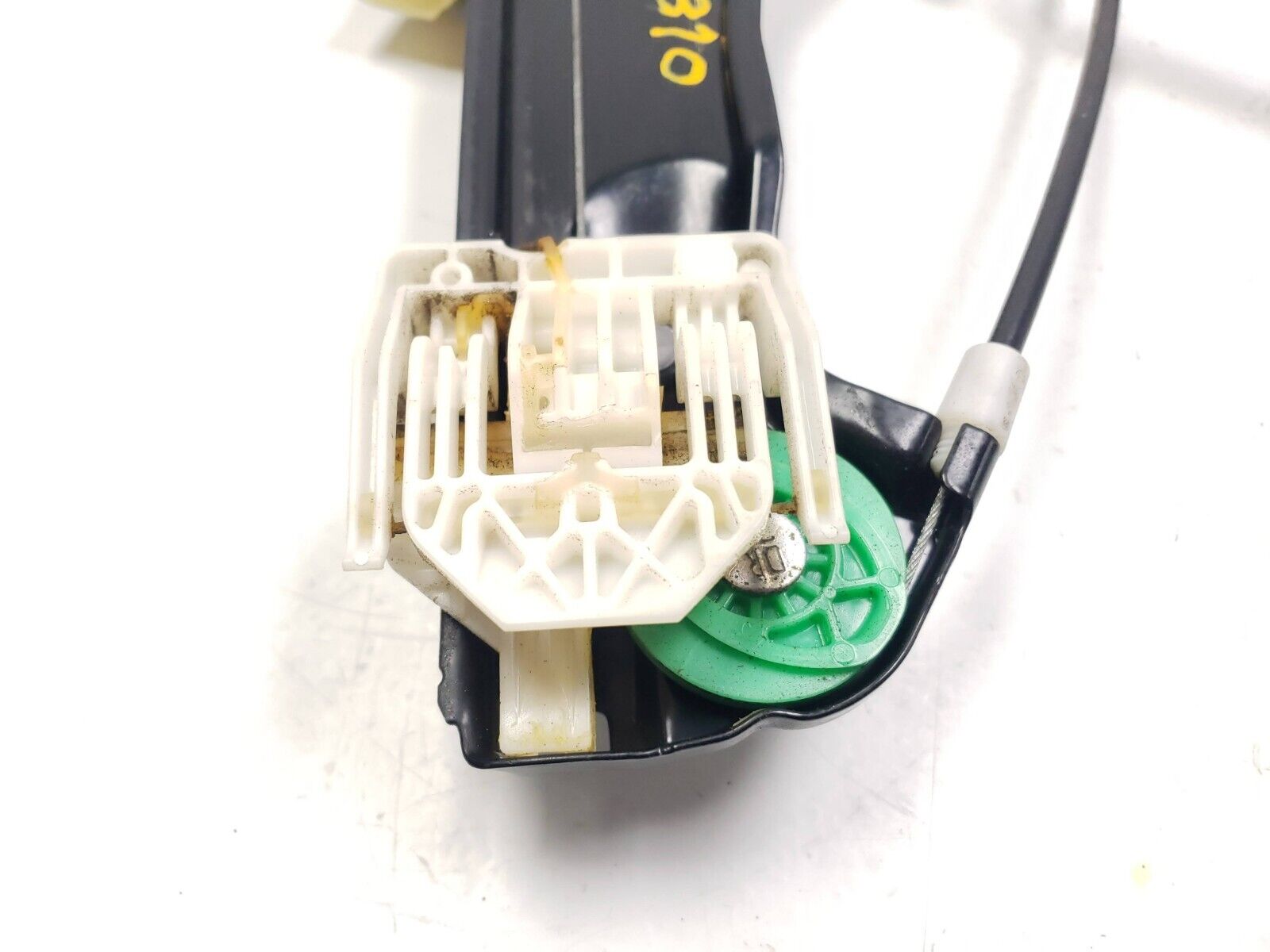 BMW E90 328i 330i 335i Front Passenger Side Window Regulator & Motor OEM Replacement - Perfect for Window Repair & Smooth Operation (2006-2011 Models)
