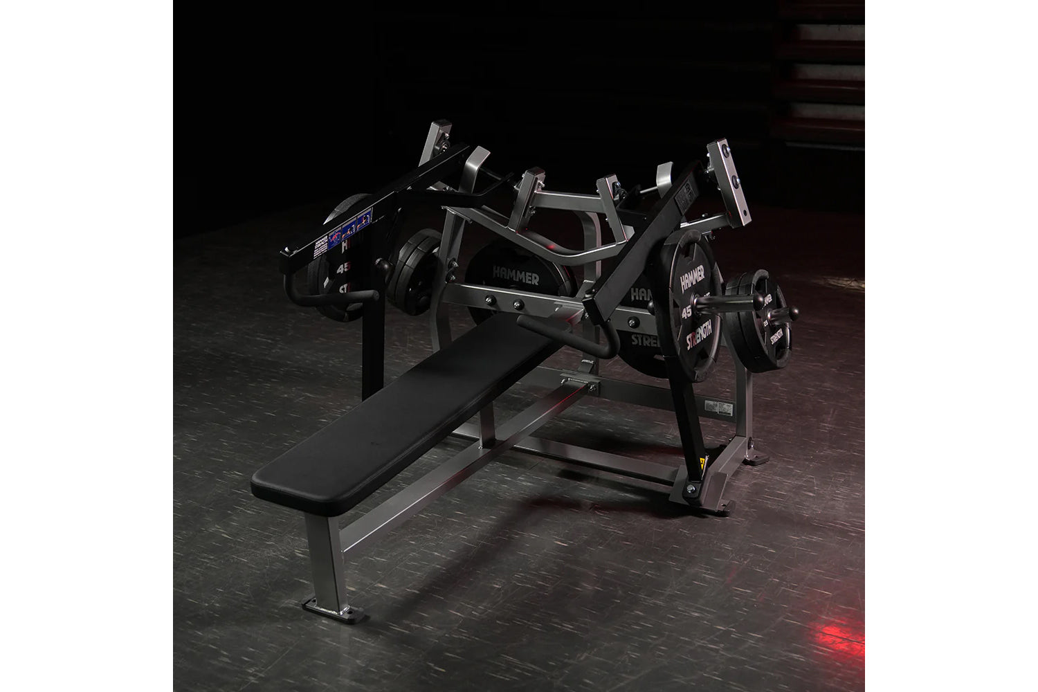 Hammer Strength Plate Loaded Iso-Lateral Horizontal Bench Press - Commercial Gym Equipment for Strength Training & Bodybuilding Workouts
