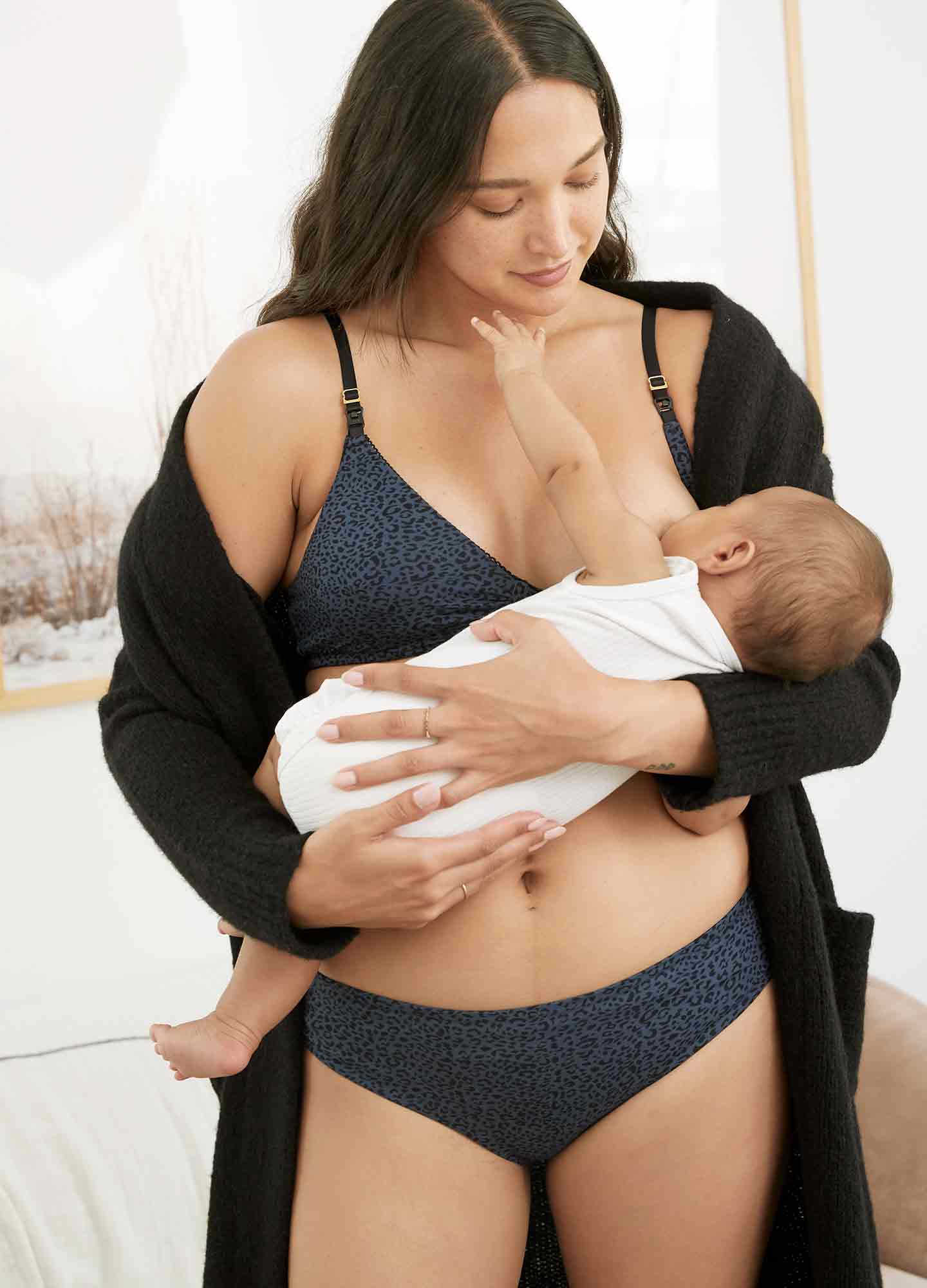 Comfortable & Supportive Nursing Bra for Breastfeeding Moms - Perfect for Daily Wear, Workouts & Maternity Use