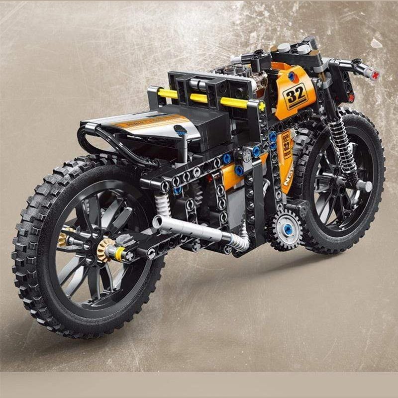 Mould King 23005 MOC 17249 Fast RC Motorcycle - High Speed Remote Control Racing Bike for Kids & Adults, Off-Road & Indoor Play, Gift for Hobbyists & Collectors