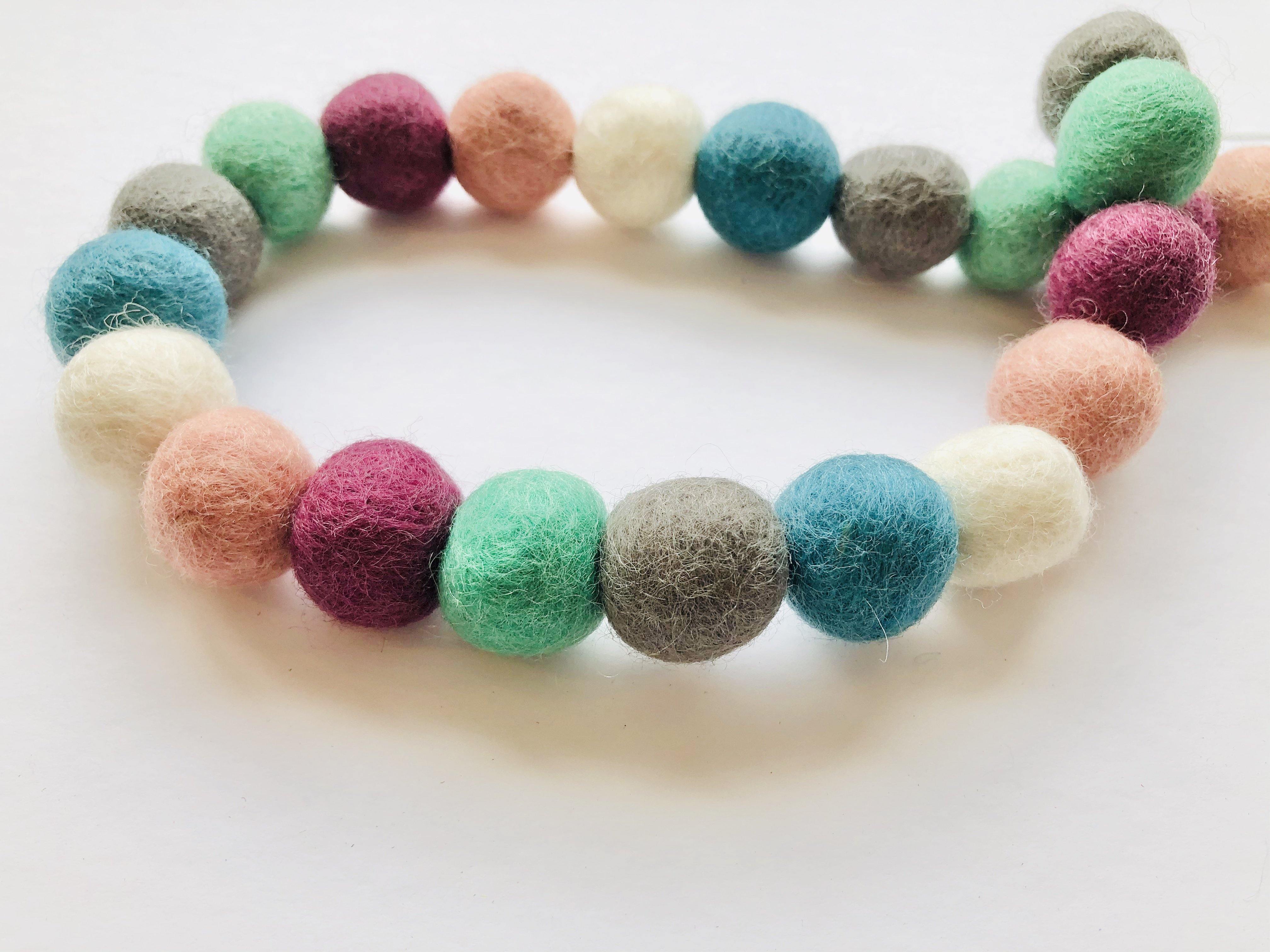 Elegant Jewel Tone Garland - Vibrant Decorative String for Weddings, Parties & Home Decor
