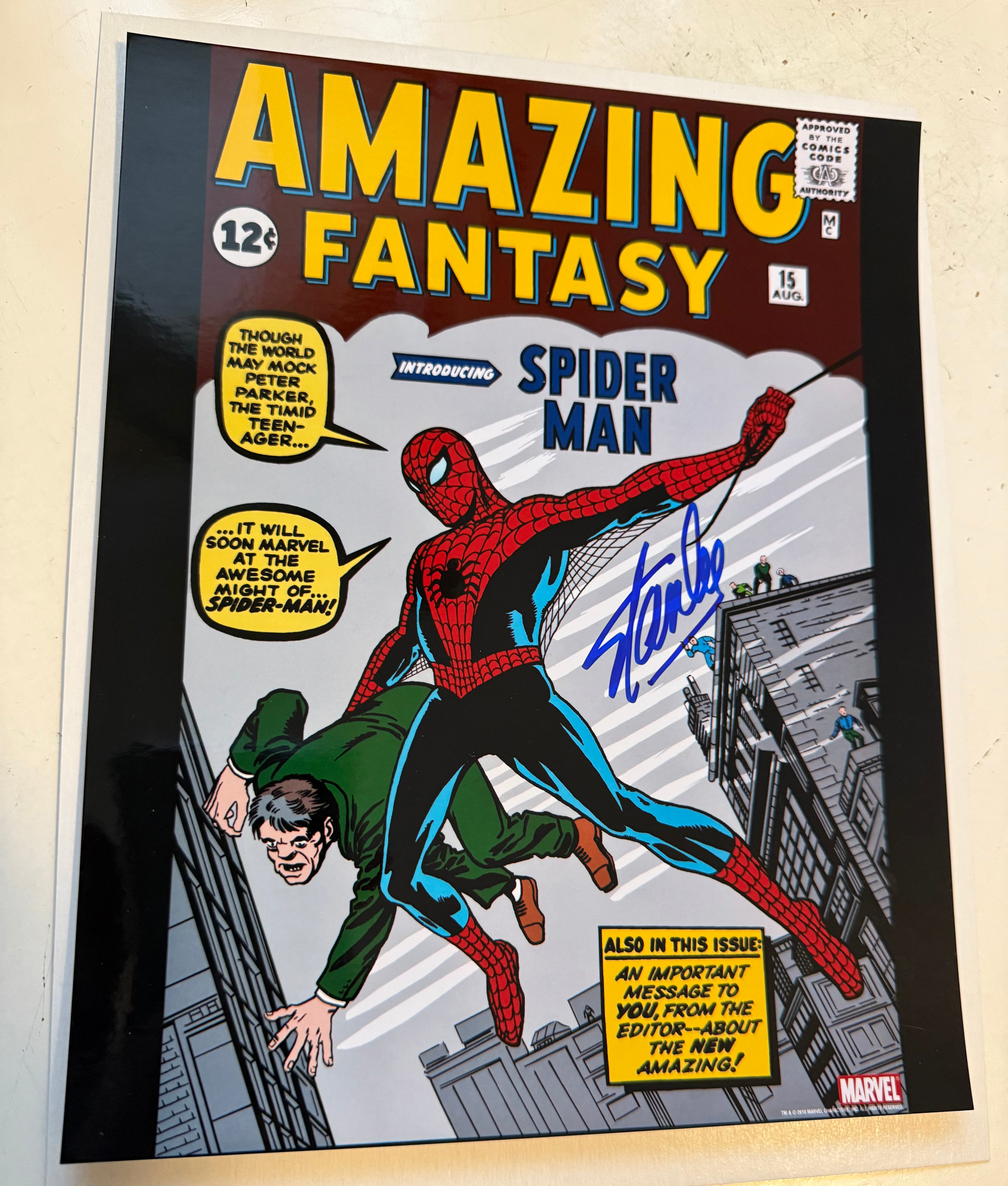 Stan Lee Signed Marvel Comics Autograph 8x10 Glossy Photo - Certified by Fanexpo - Collectible Memorabilia for Comic Book Fans & Superhero Enthusiasts
