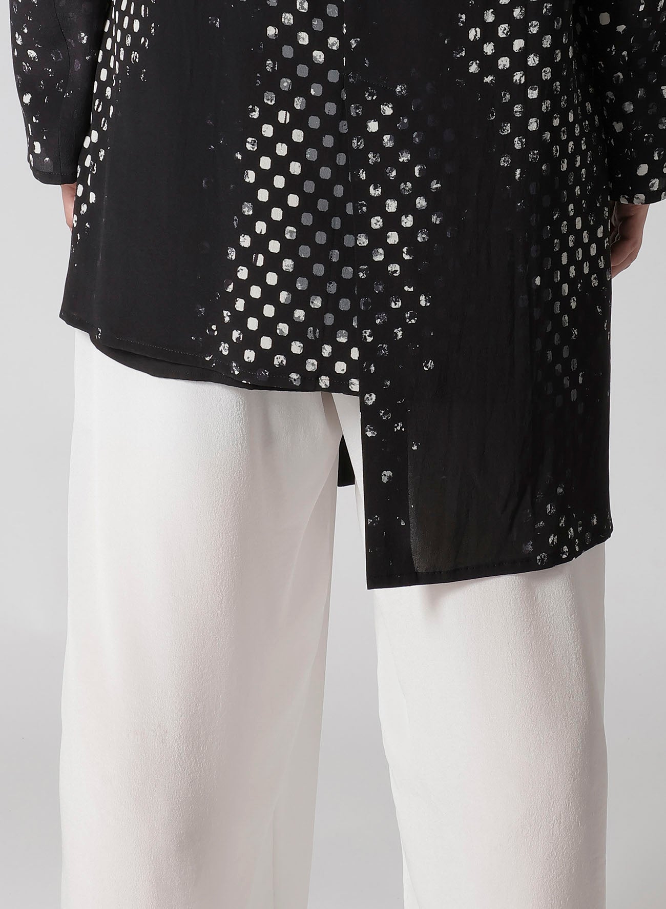 Stylish DOT PRINT JACKET for Women - Trendy Fashion Outerwear with Unique Polka Dot Design - Perfect for Casual Outings, Date Nights & Fall Layering