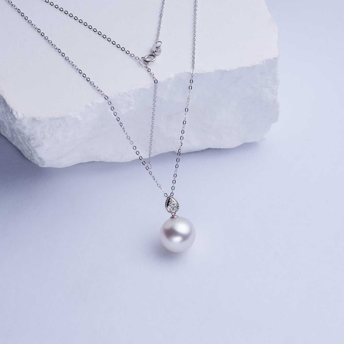 18K Solid Gold Australian White South Sea Pearl Necklace - Elegant Jewelry Gift for Women (KN00231) | Perfect for Weddings, Anniversaries & Special Occasions