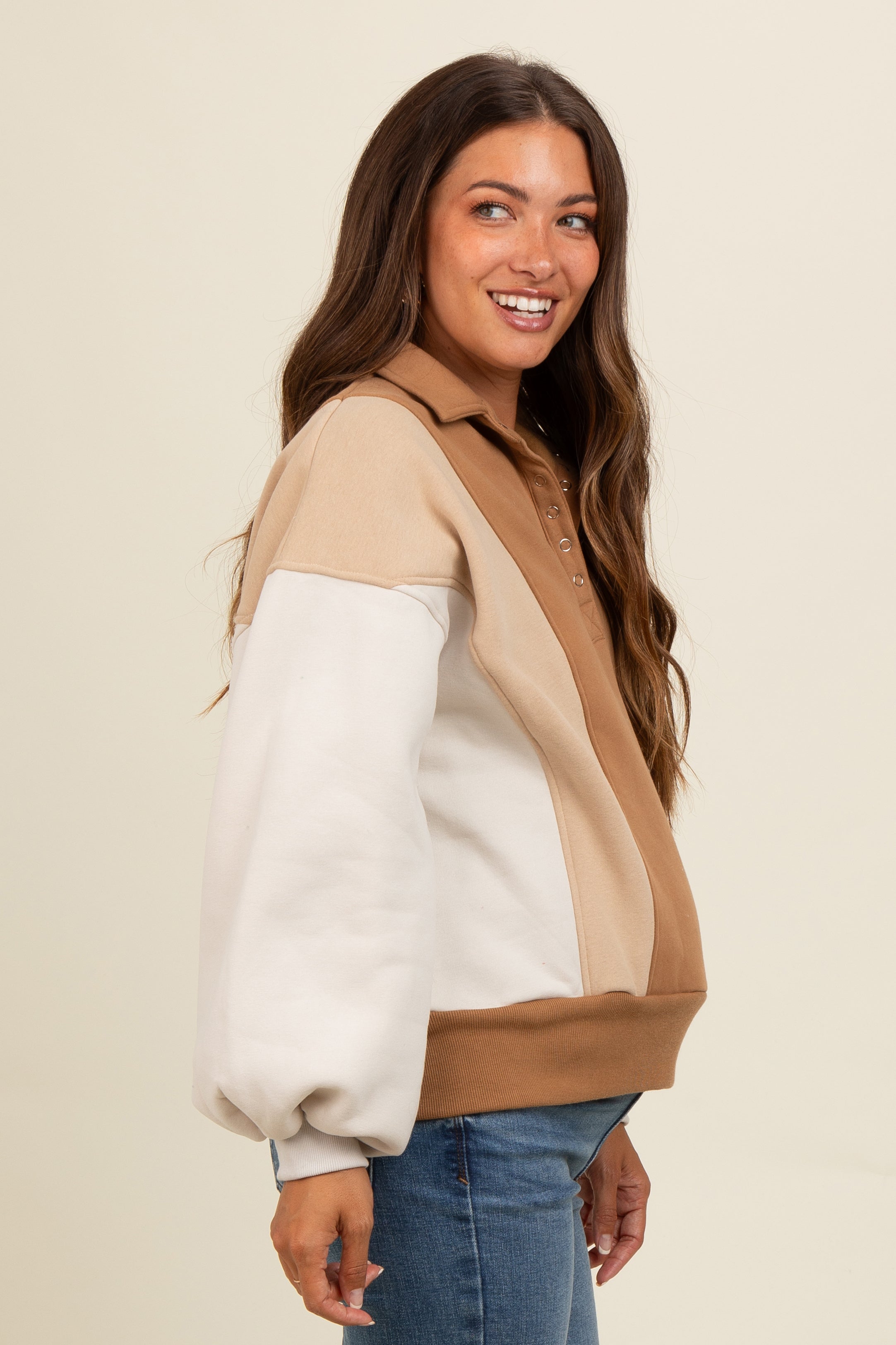 Beige Colorblock Snap Button Maternity Polo Sweatshirt - Comfortable Nursing Top for Pregnant Women, Perfect for Casual Wear & Breastfeeding