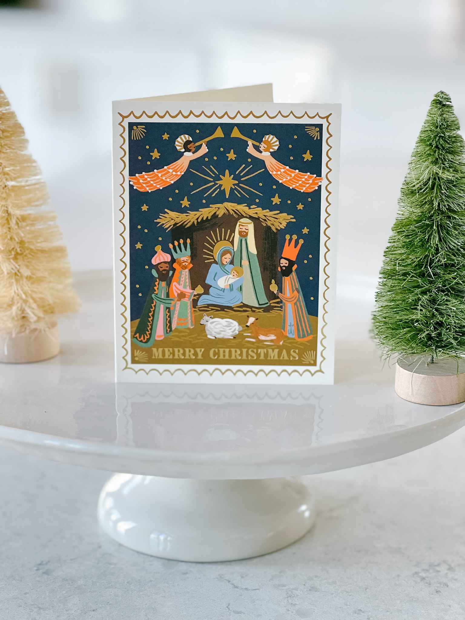 Christmas Nativity Card Boxed Set of 8 - Religious Holiday Greeting Cards for Family & Friends - Perfect for Church Events, Gift Exchanges & Holiday Decorations