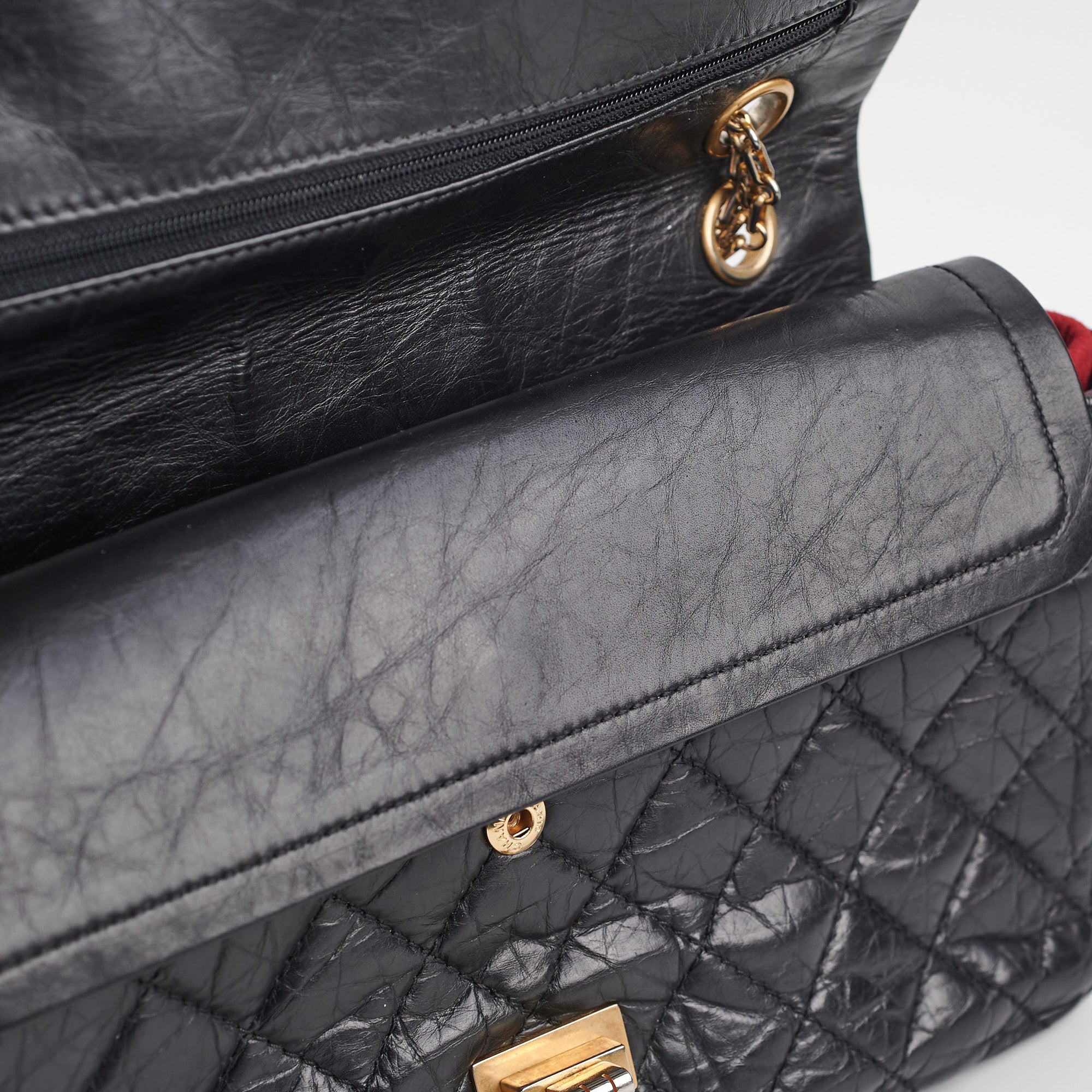 Chanel Reissue 226 Medium Flap Bag in Black - Classic Luxury Handbag for Women, Perfect for Work, Evening Events & Special Occasions