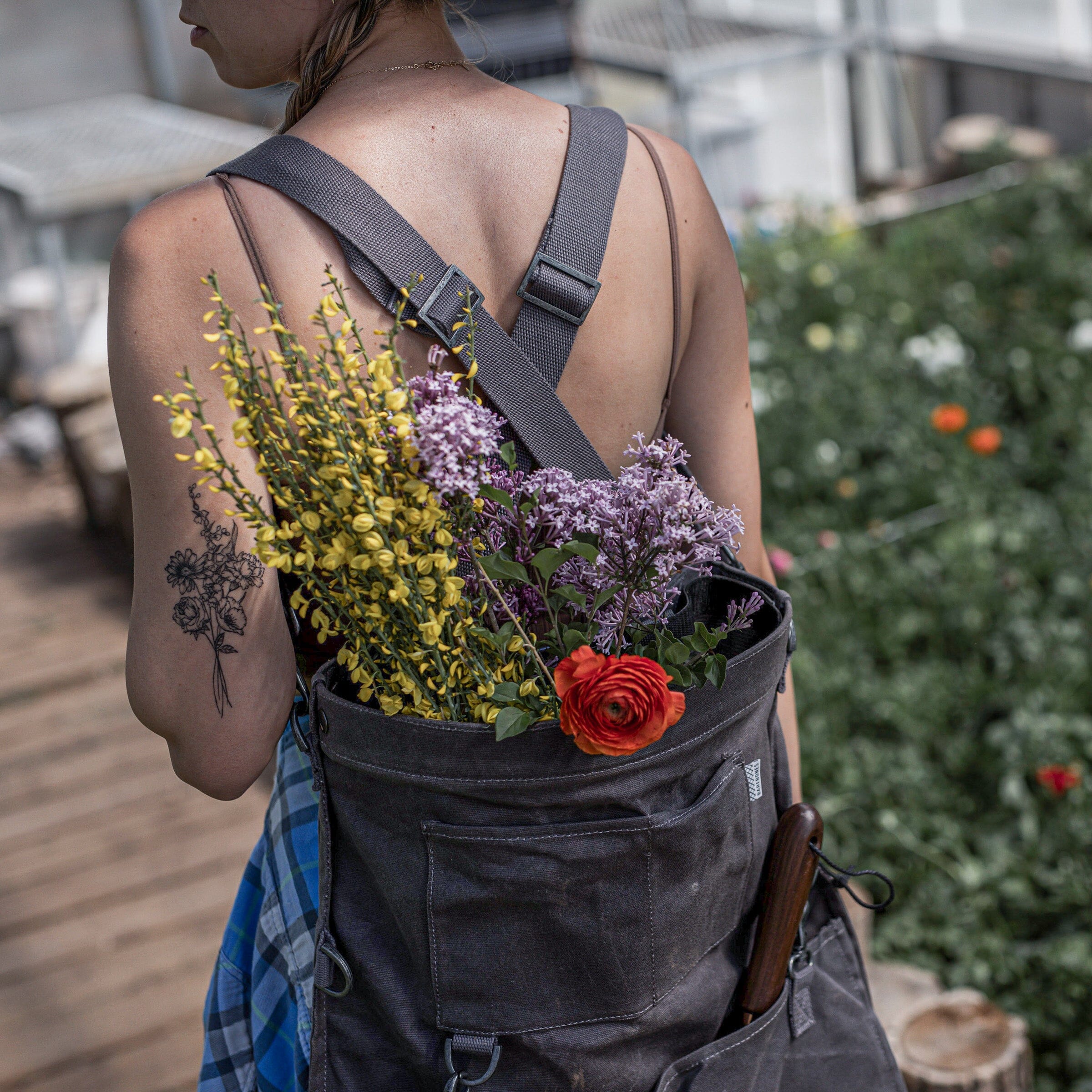 Premium Harvesting & Gathering Bag - Durable Garden Collection Pouch for Fruits, Vegetables & Herbs - Perfect for Farmers Market, Gardening & Outdoor Foraging