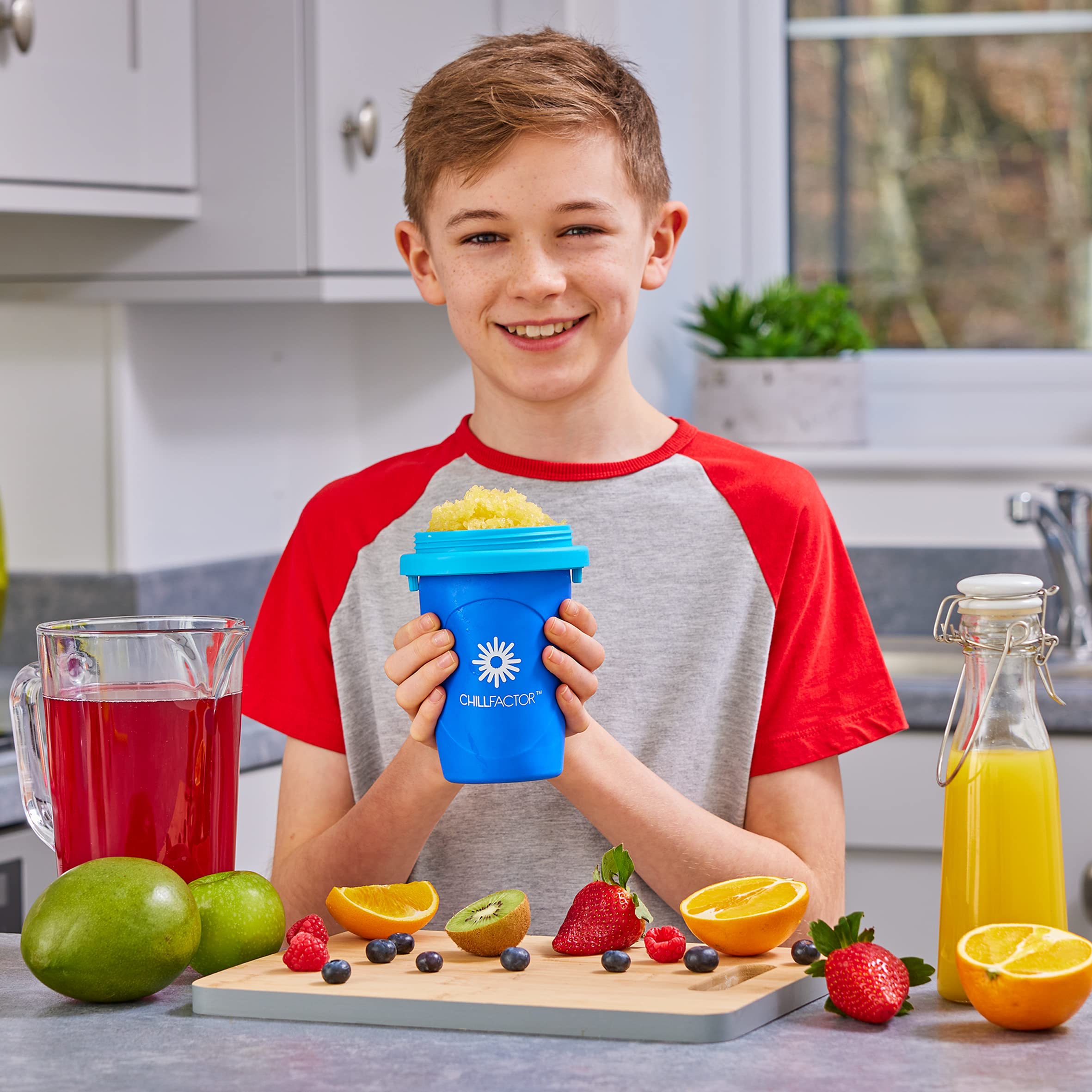 Cra-Z-Art ChillFactor Original Slushie Maker - DIY Magic Slushy Maker for Kids & Adults, Super Quick Smoothie Squeeze Cup for Milkshakes, Juices, and Frozen Drinks - Double Layer Insulated Cup with Lid & Spoon (Blue) - Perfect for Summer Parties, BBQs, and Family Fun