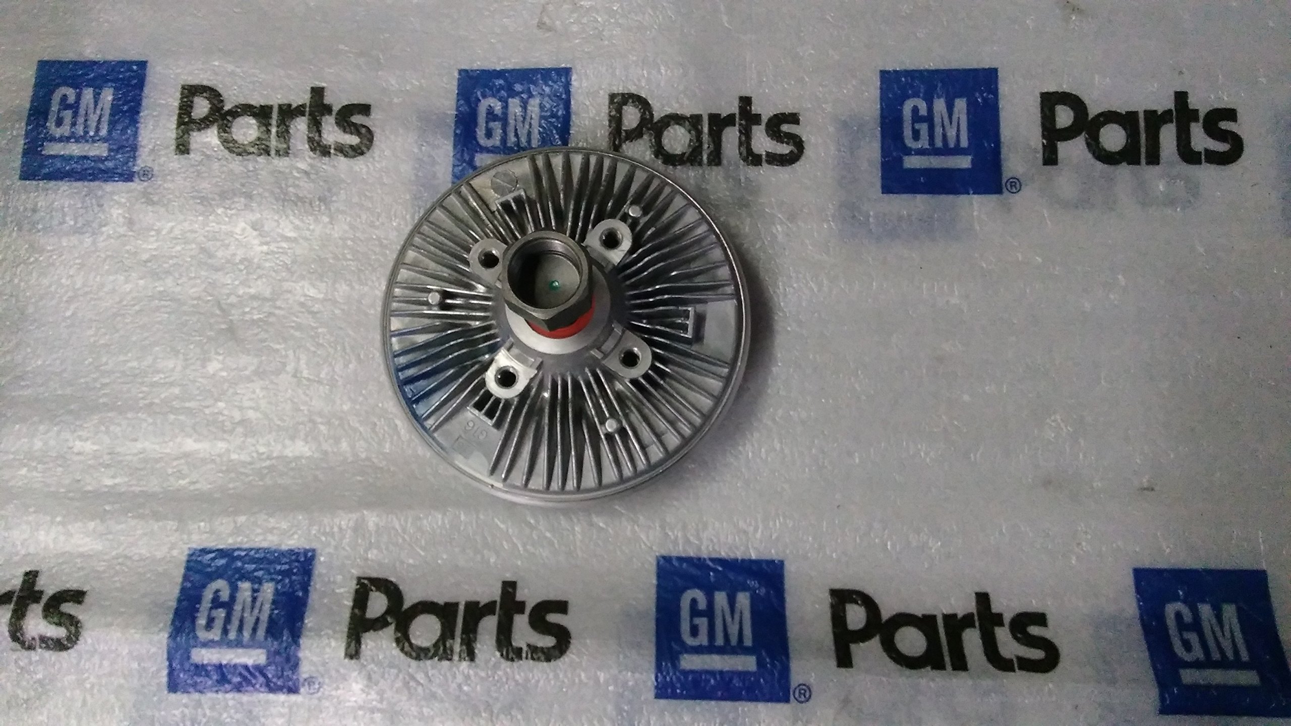 GM 20989849 Engine Cooling Fan Clutch - Replacement Part for Chevy, GMC Trucks & SUVs - Improves Cooling System Performance for Highway Towing & Hot Weather Driving