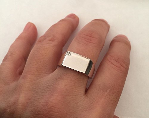 Personalized Signet Rings for Women & Men - Gold & Silver Initial Engraved Rings - Custom Monogram Pinky Rings - Unique Gifts for Her & Him - Perfect for Weddings, Anniversaries & Special Occasions