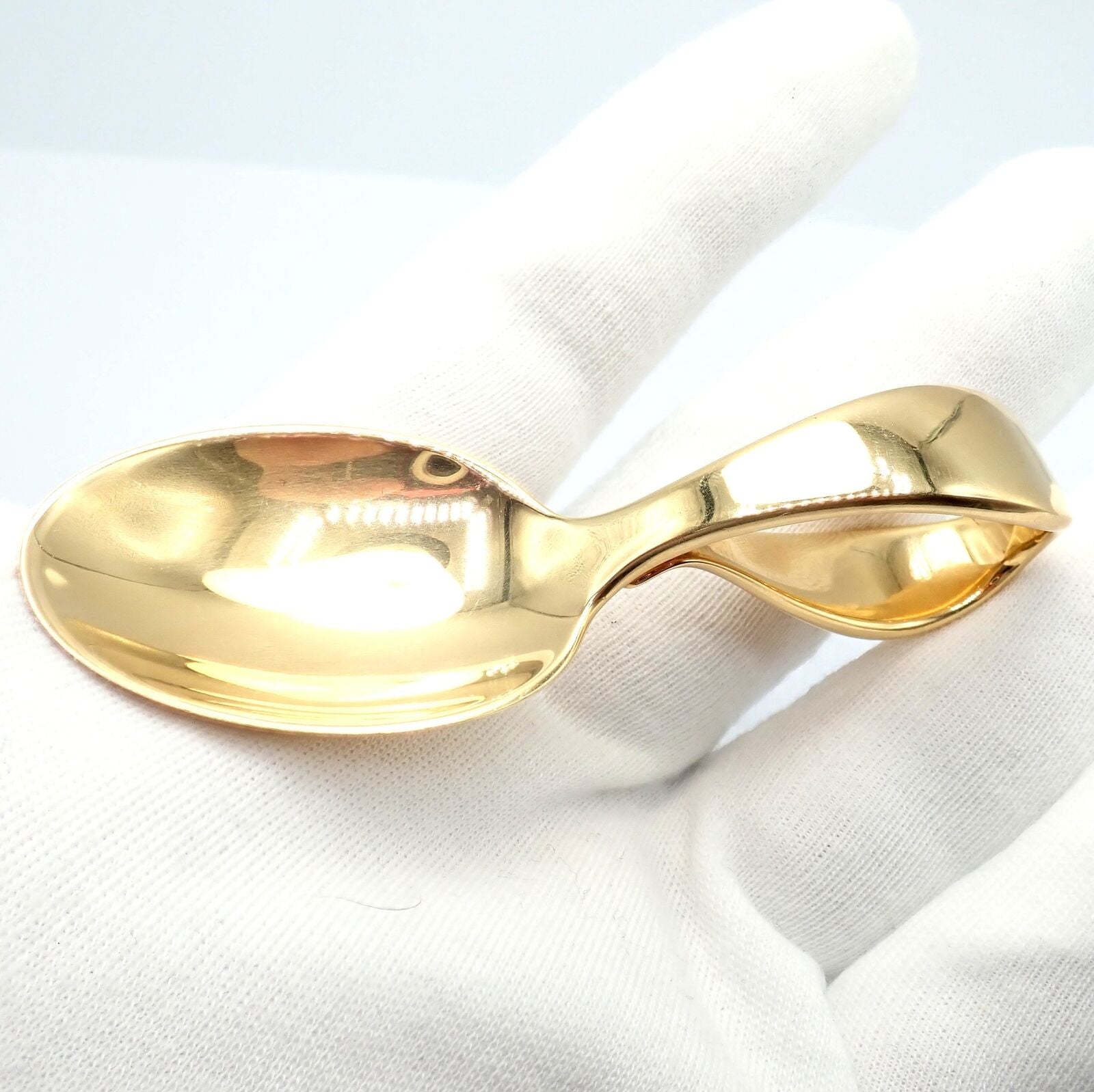 Vintage Tiffany & Co. 18k Yellow Gold Baby Spoon 52.8g - Elegant Estate Jewelry for Christening Gifts & Baby Keepsakes