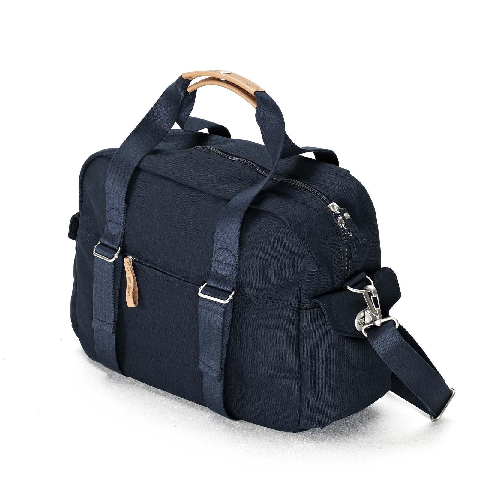 Qwstion Overnighter Bag - Premium Waterproof Travel Backpack for Men & Women - Perfect for Business Trips, Weekend Getaways & Outdoor Adventures