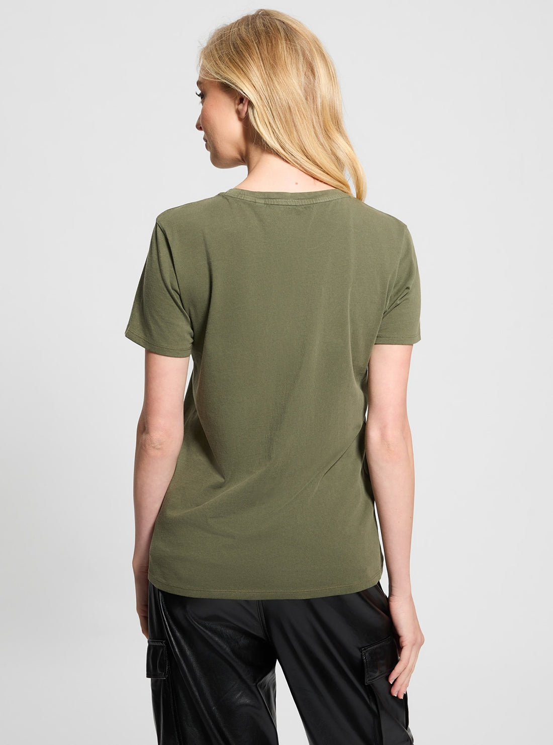Eco-Friendly Green Crystal Panther Graphic T-Shirt for Men & Women - Stylish Casual Wear for Parties, Outings & Everyday Fashion