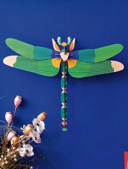 Green Dragonfly Wall Decor - Handcrafted Metal Art for Home & Garden - Perfect for Living Room, Bedroom, or Outdoor Patio Decorations