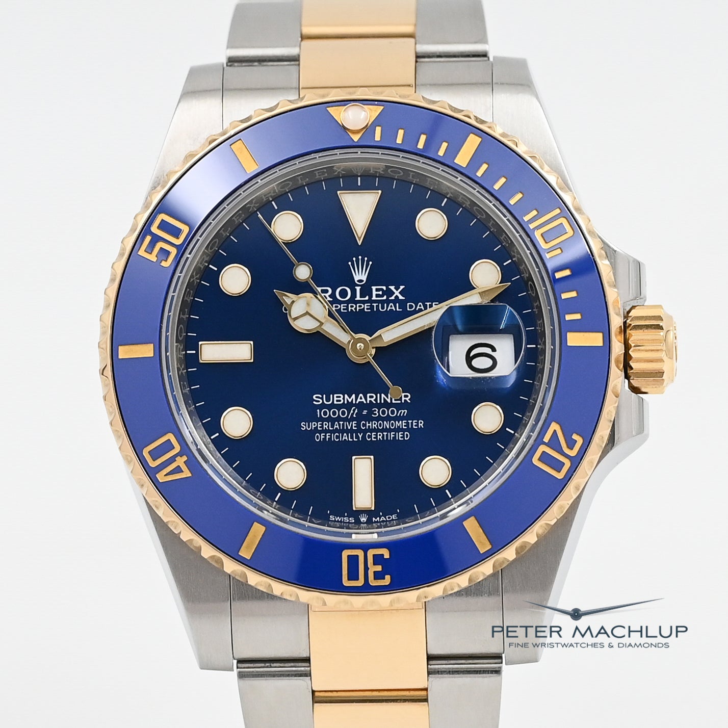 Rolex Submariner Date 41mm Stainless Steel Watch 2021 Model - Luxury Diving Timepiece for Men, Perfect for Professional Divers & Everyday Wear