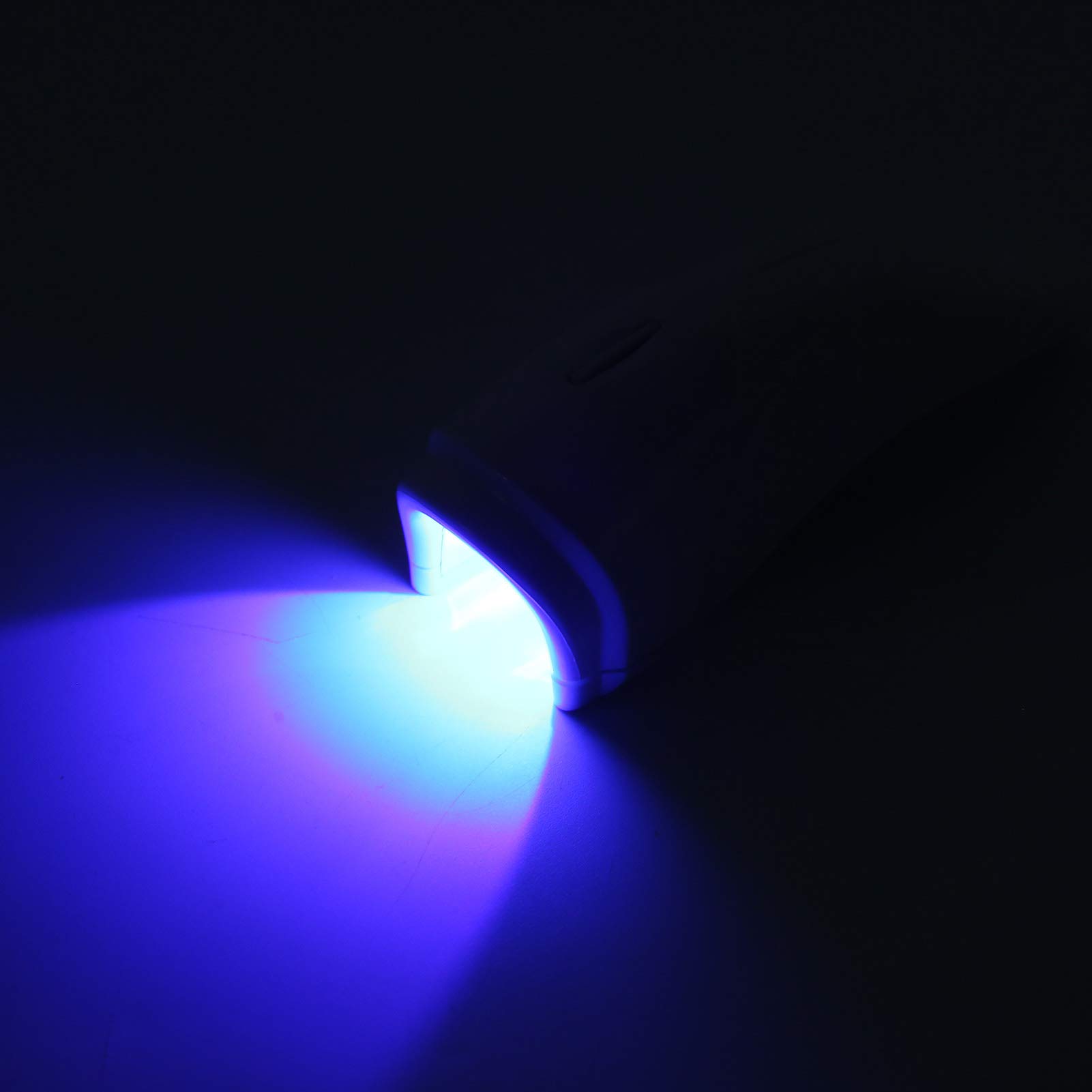 Portable UV LED Nail Dryer for Gel Polish - Quick Drying Anti-Oil Nail Lamp for Home & Salon Manicure - Perfect for DIY Nail Art & Professional Nail Care