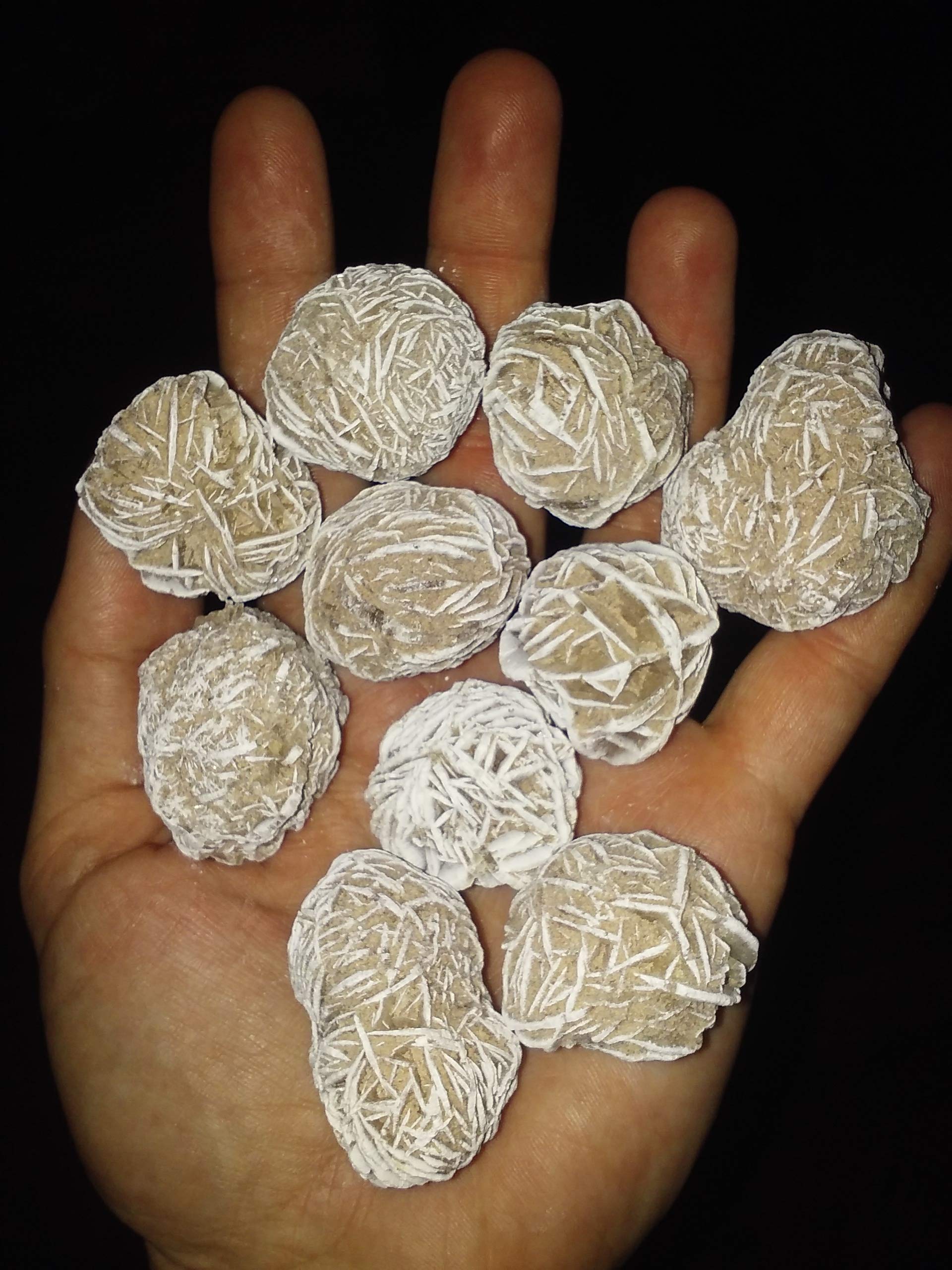 Natural Desert Rose Selenite Crystal Specimen - Healing Stone for Meditation, Home Decor & Spiritual Gifts | Perfect for Yoga Spaces, Reiki Healing & Crystal Collections