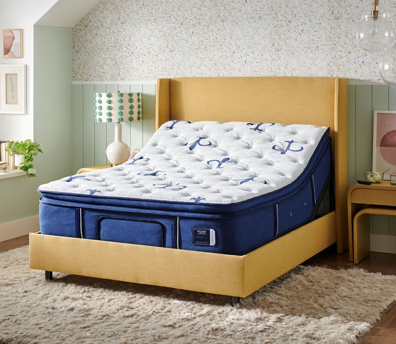 Stearns & Foster Studio Medium Euro Pillow Top Mattress - Luxury Plush Support for Back & Side Sleepers - Perfect for Guest Rooms & Master Bedrooms