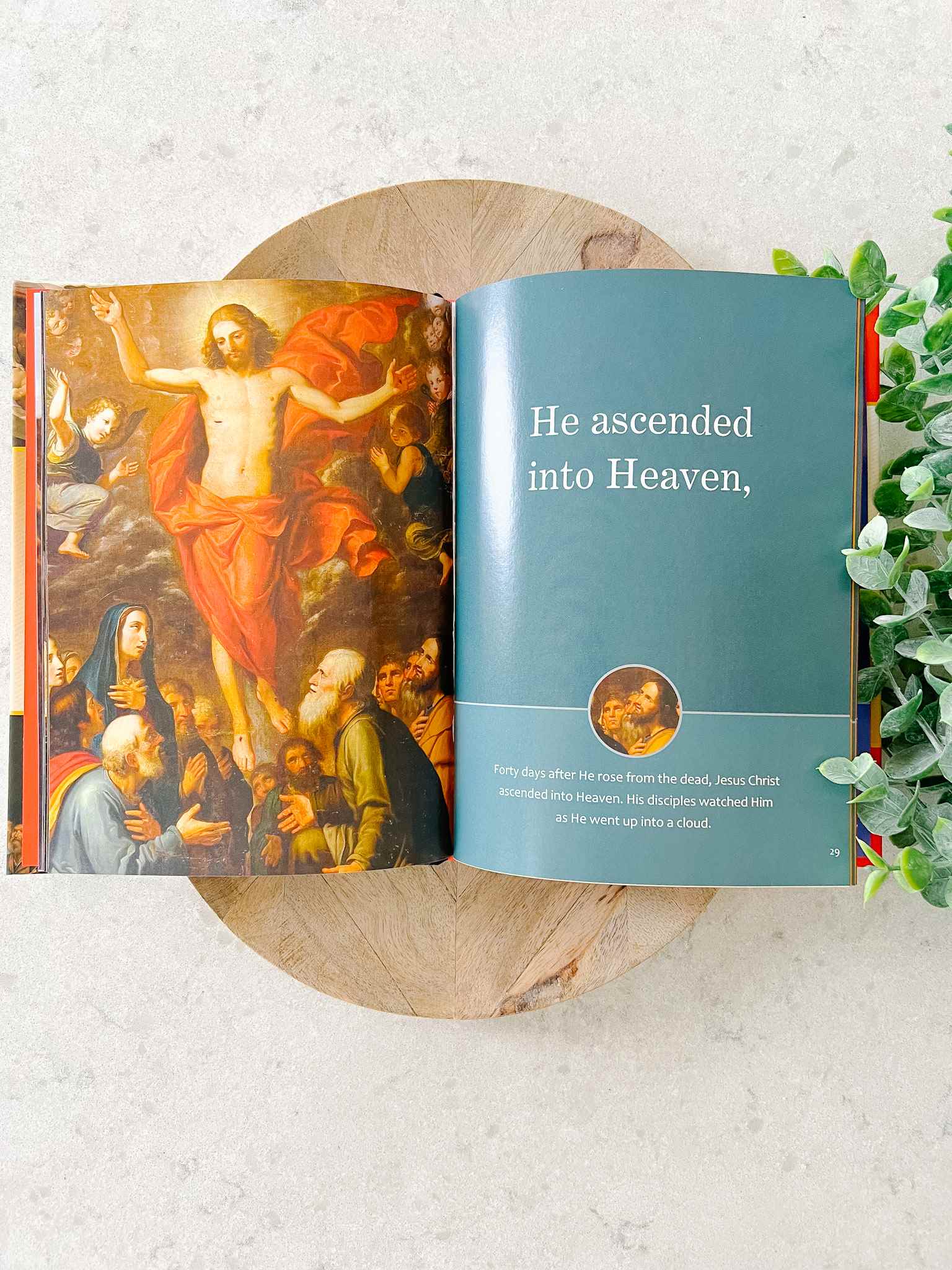 I Believe: The Apostles' Creed in Sacred Art Book - Christian Faith Devotional for Bible Study & Home Decor