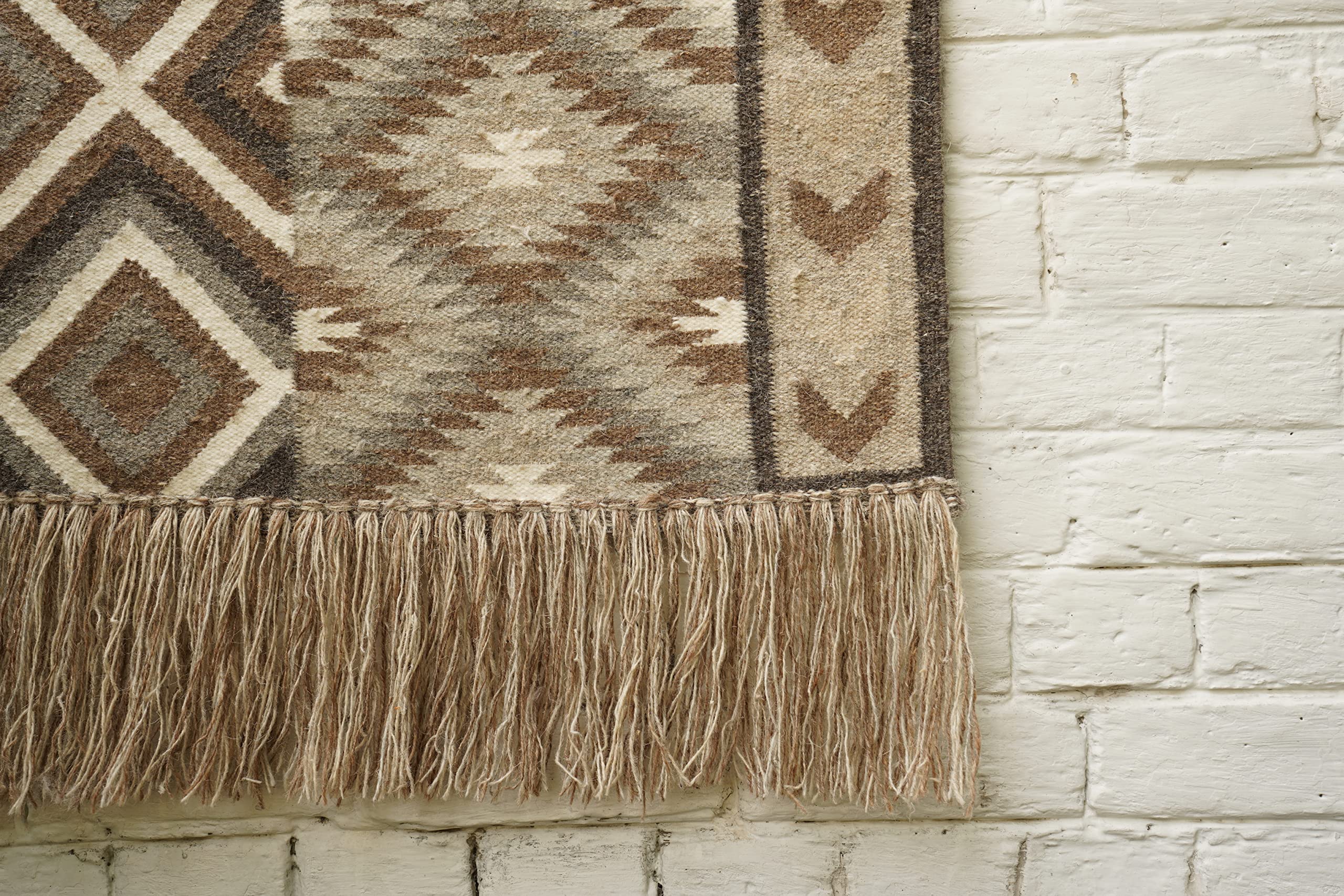 Handwoven Rustic Kilim Wall Hanging 2'x3' - Natural Wool & Cotton Tapestry for Living Room, Bedroom & Family Room Decor - Grey Bohemian Wall Art for Home & Office