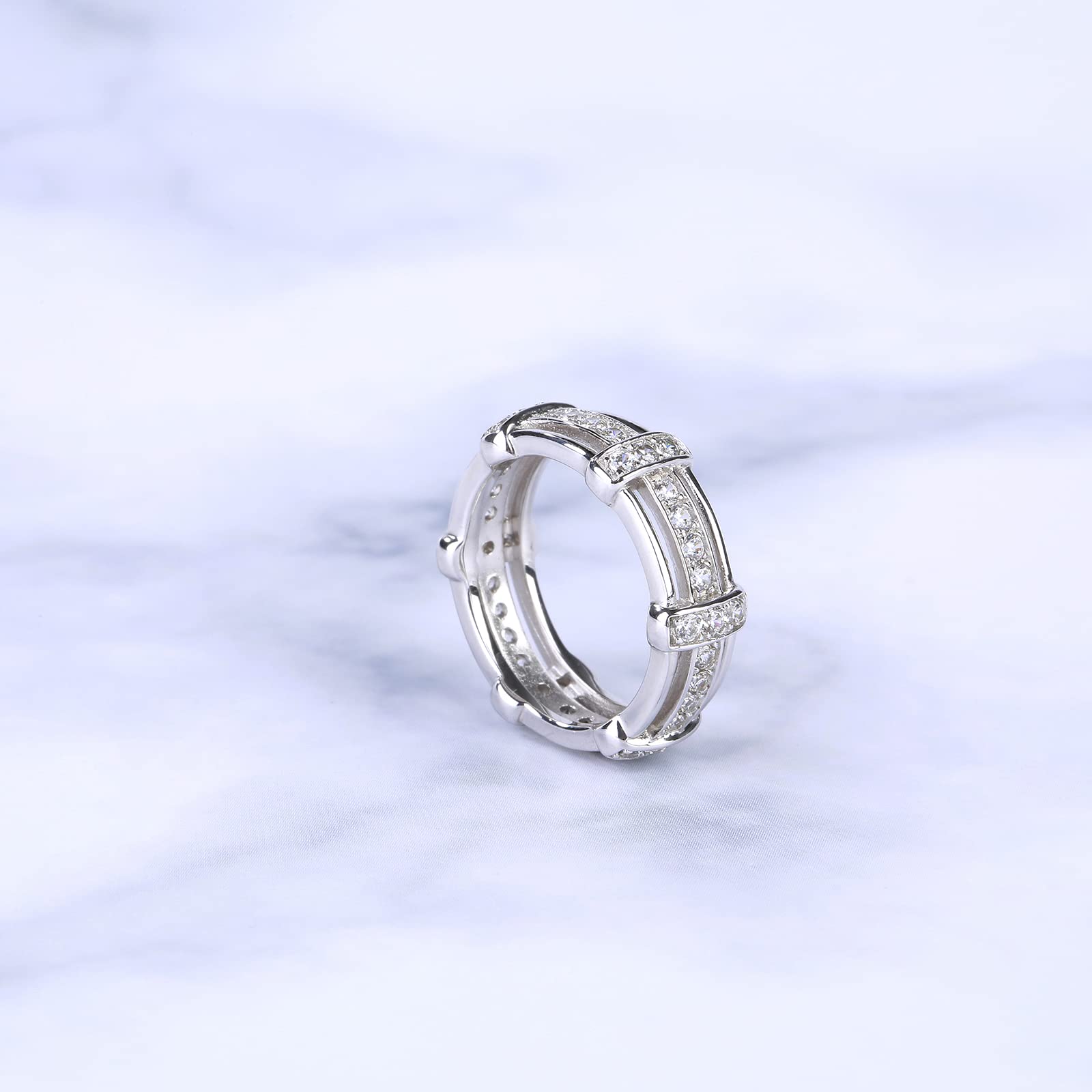 Jeulia Knot Sterling Silver Men's Wedding Band - Round Cut Diamond Promise Ring for Women & Men - Anniversary & Engagement Jewelry Gift with Box (Perfect for Proposals, Vows Renewal & Romantic Occasions)