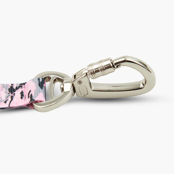 Premium Pink Camo Dog Leash - Strong & Durable Classic Dog Lead for Small & Medium Dogs - Perfect for Walking, Training & Outdoor Adventures